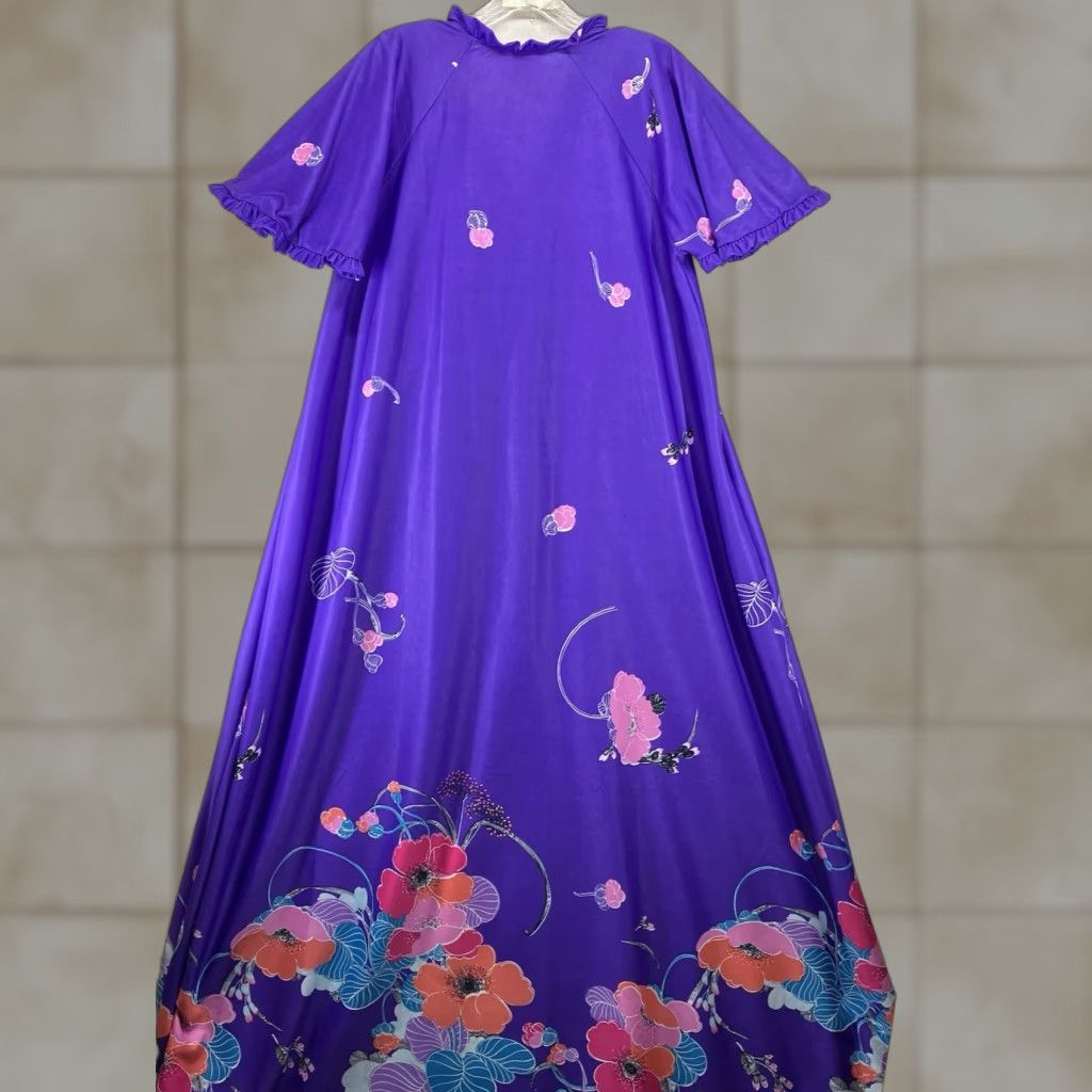 Vintage VINTAGE Gloria Moret of California Dress Caftan Purple Floral Front Zip 70s Small Polyester Women's Size S / US 4 / IT 40 - 1 Thumbnail