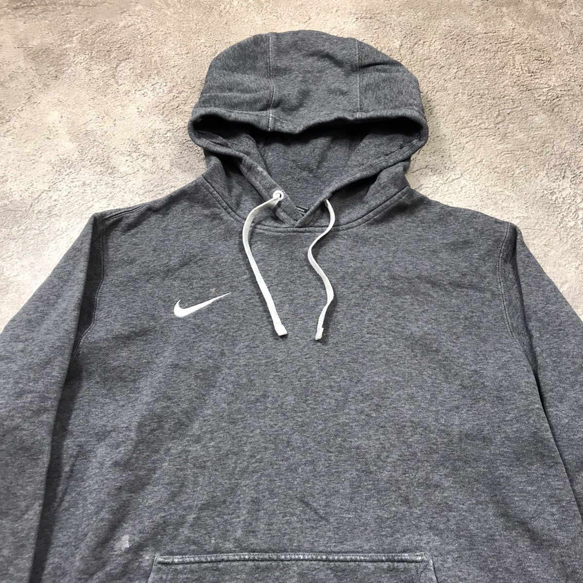 Vintage Vintage Nike Swoosh Hoodie Washed Grey Streetwear 90s XL Size US XL / EU 56 / 4 - 3 Thumbnail