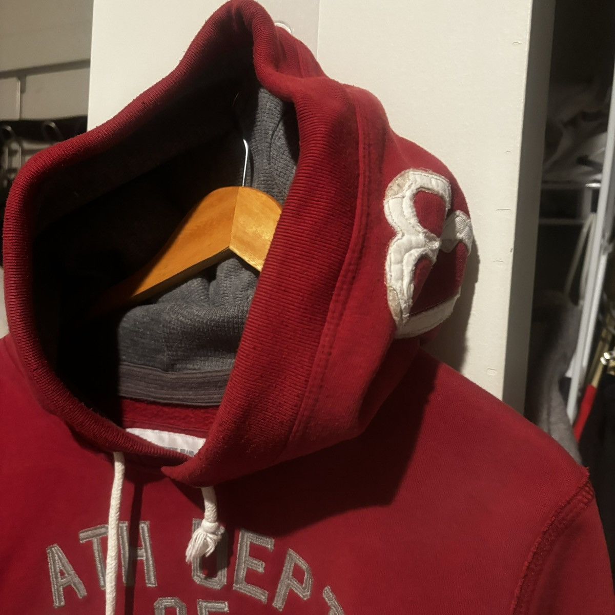 Aeropostale Aeropostle 87 Embroidered Faded Varsity Hoodie Size US XL / EU 56 / 4 - 2 Thumbnail