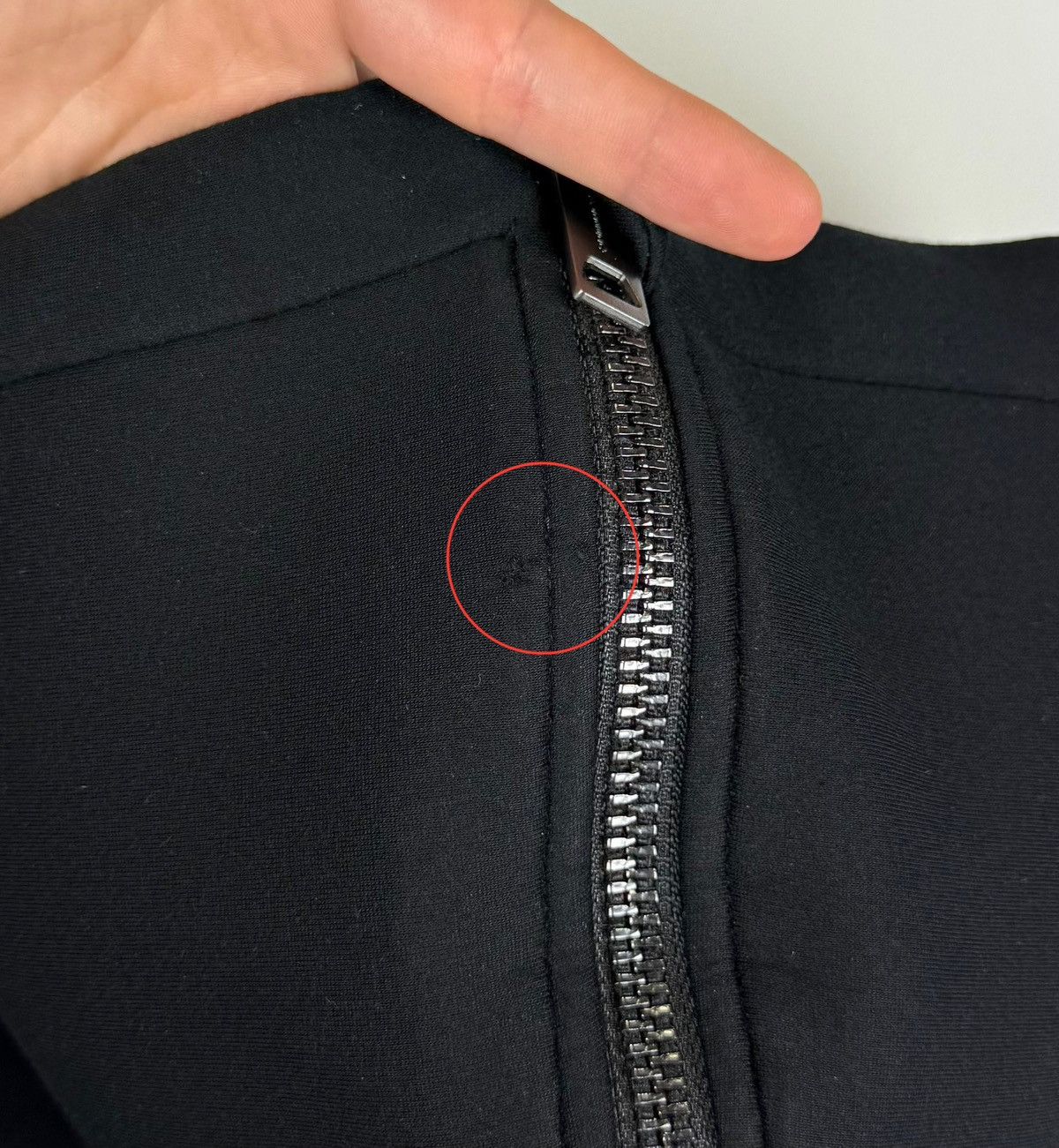 Burberry Burberry London England Zip Up Hoodie Black Top Long Sleeve Size S / US 4 / IT 40 - 15 Thumbnail