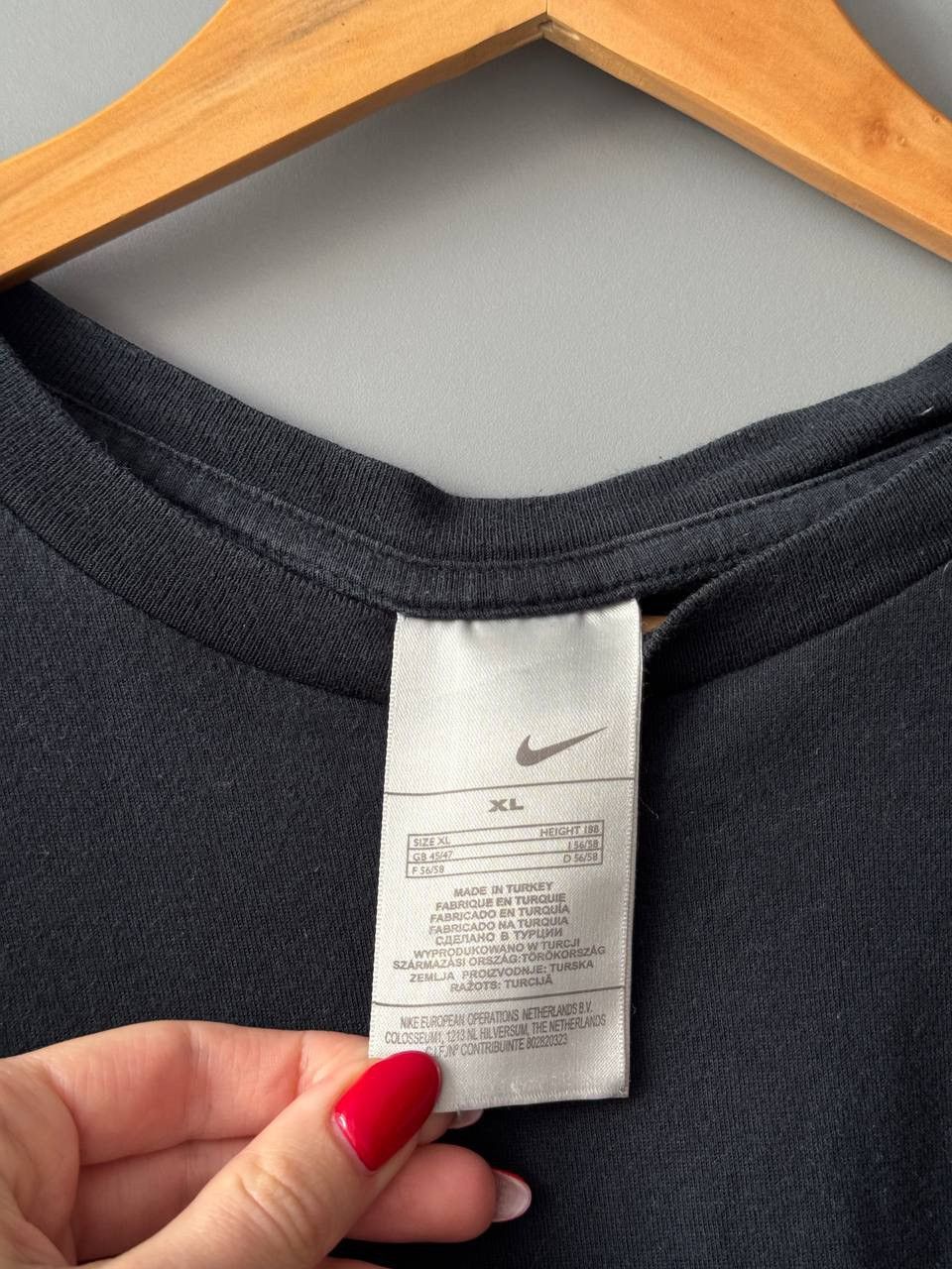 Nike Vintage Nike TN T-Shirt RARE Y2k 00s Center Logo Sport Rare Size US XL / EU 56 / 4 - 5 Thumbnail
