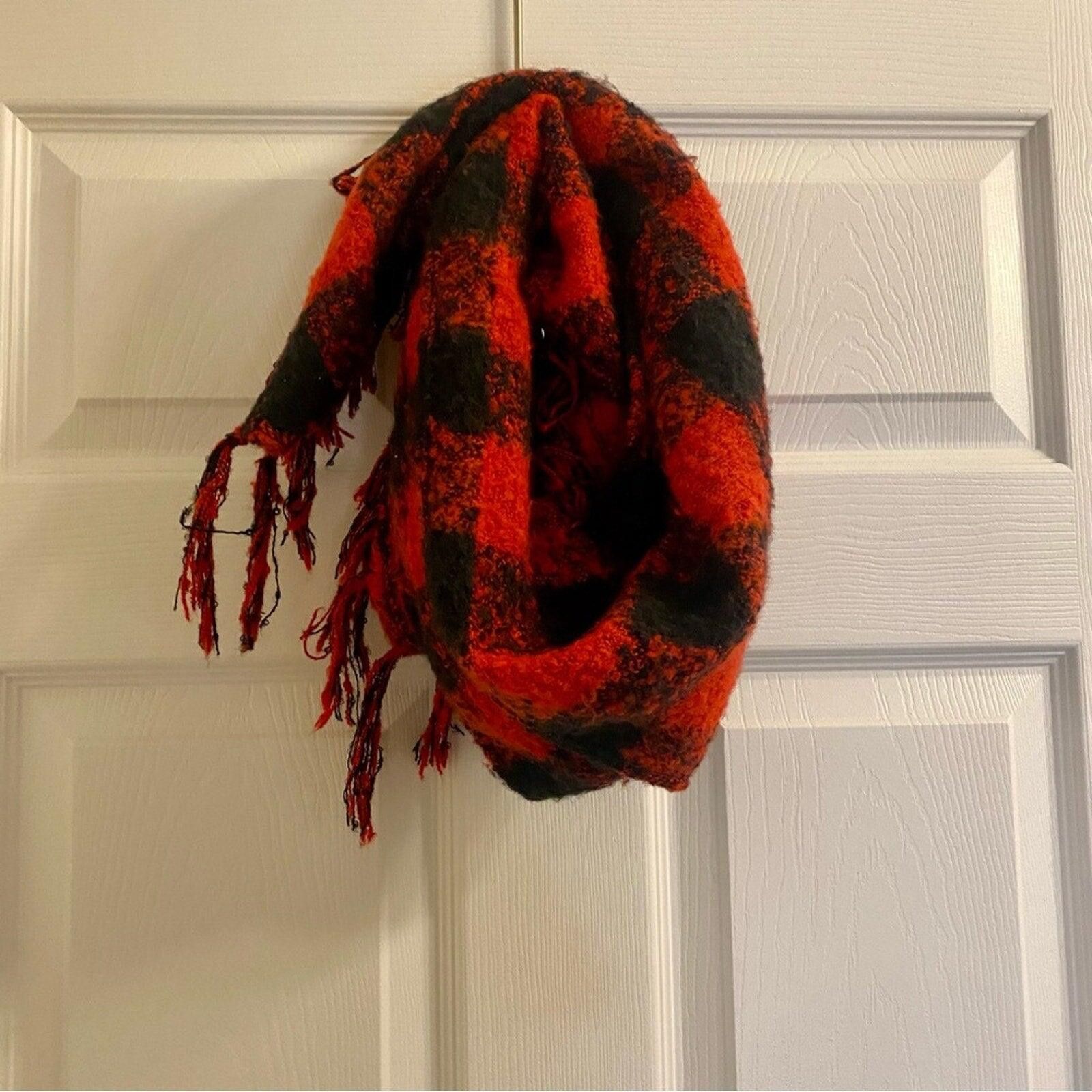 The Unbranded Brand Classic Red & Black Buffalo Plaid Scarf Womens One Size Size ONE SIZE - 2 Thumbnail
