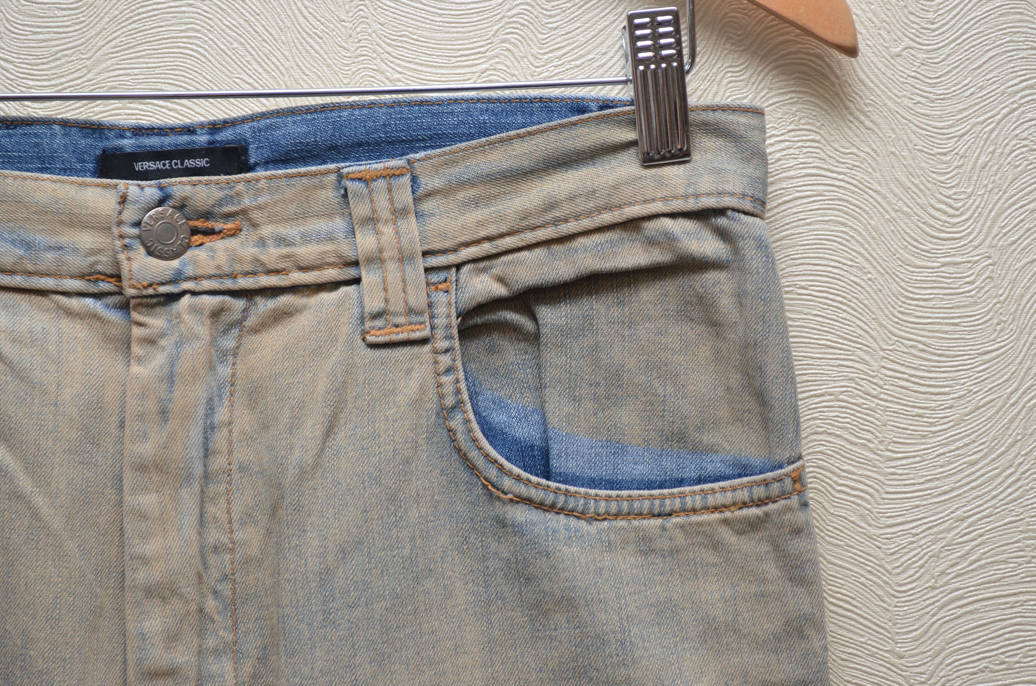 Versace × Vintage Versace Classic Jeans Size W30 L32 RARE Vintage y2k Size US 30 / EU 46 - 4 Thumbnail