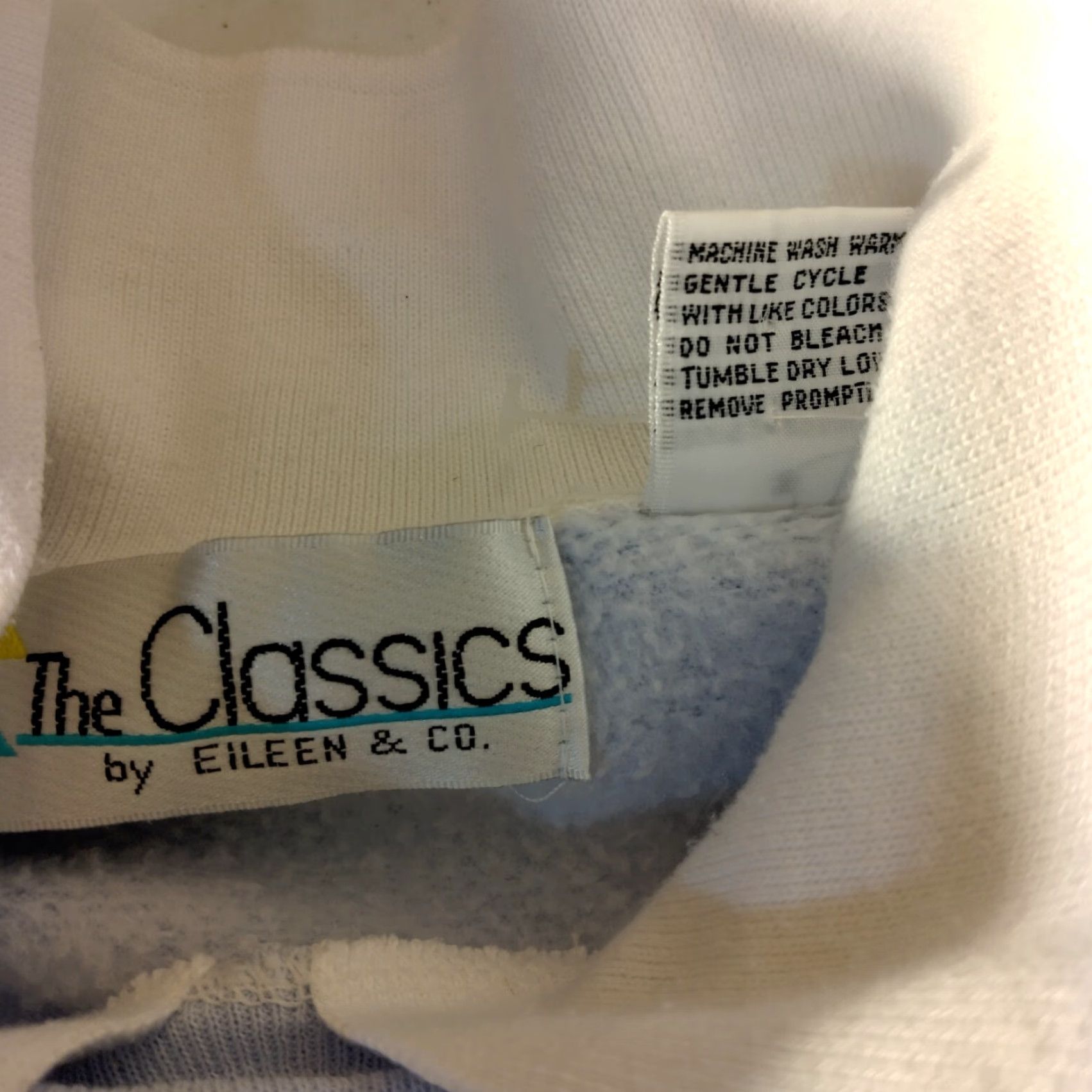 CO The Classics by Eileen & Co. Penguin Sweatshirt Shirt Blue S Womens Regular KnIT Front Collared Long Sleeve Vintage Subtle Bird Nature Ocean Wall Art Size S / US 4 / IT 40 - 6 Thumbnail