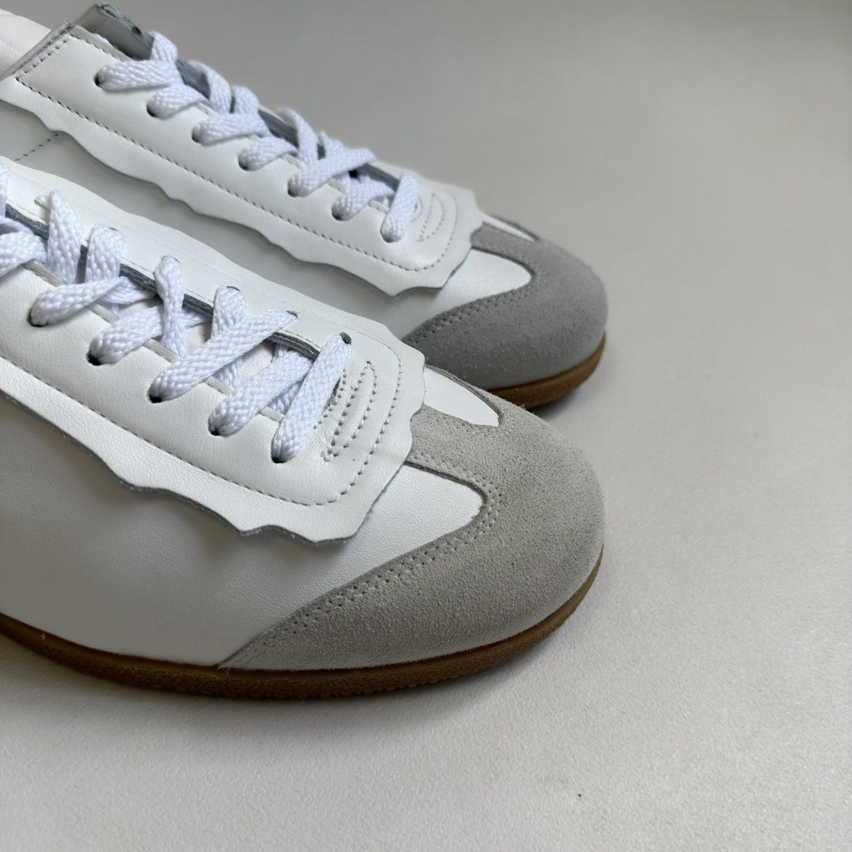 Maison Margiela Sample White Leather ‘Featherlight’ Sneakers Size US 10 / EU 43 - 13 Thumbnail