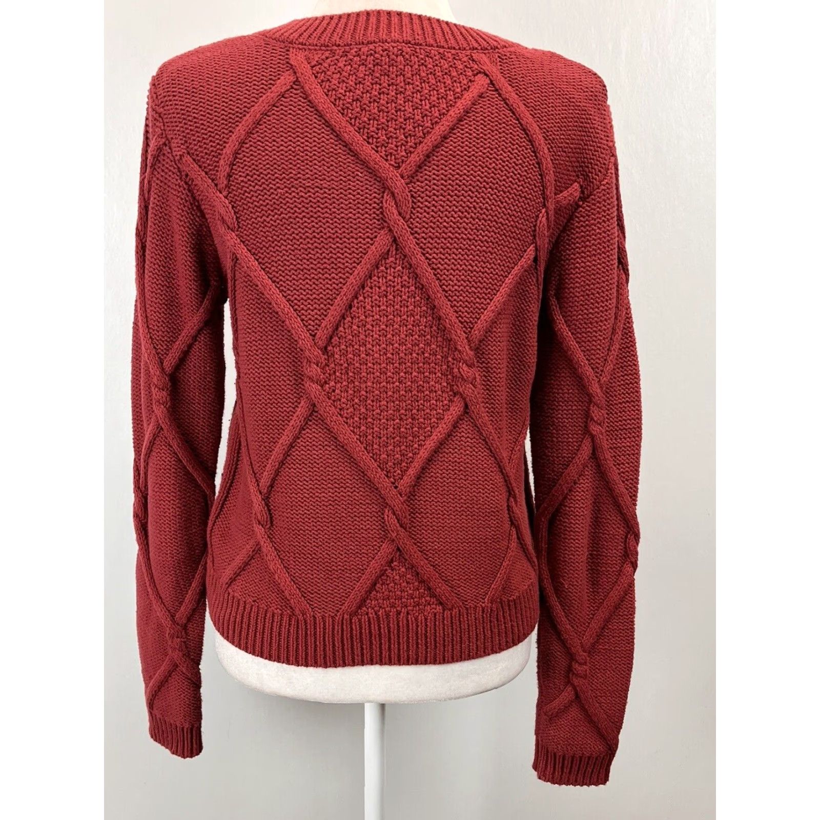 Vintage CAbi Women's Sweater Size S Mulberry Red Cable Knit Square Neck Pullover Cotton Blend Knit Size S / US 4 / IT 40 - 3 Thumbnail