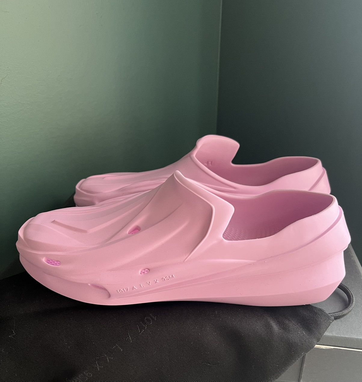 1017 ALYX 9SM 1017 Alyx 9sm Mono Slip On Size US 8 / IT 38 - 11 Thumbnail