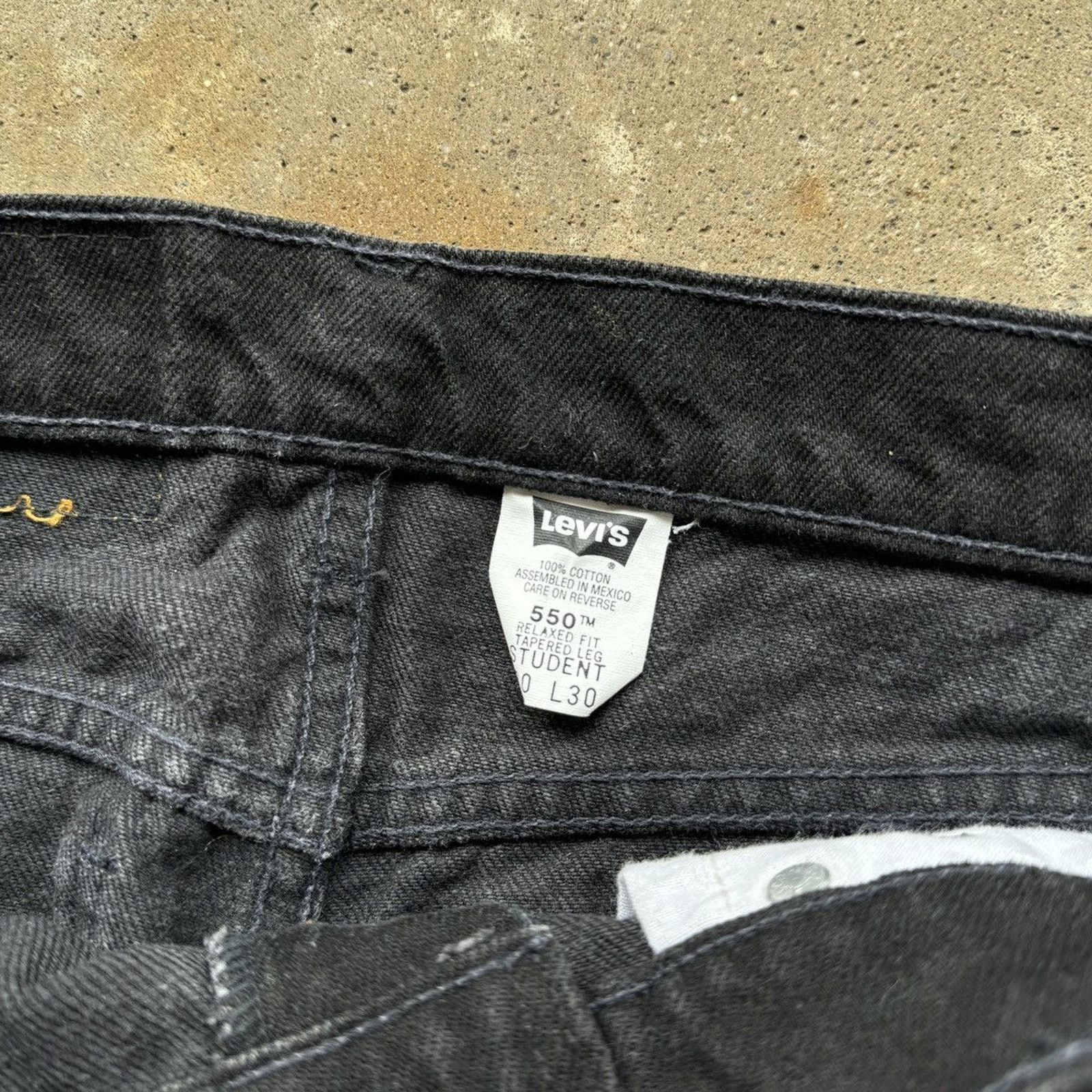 Levi's 90s Levi's 550 Black Jeans ERD Grunge Chrome Skater Size US 29 - 7 Thumbnail