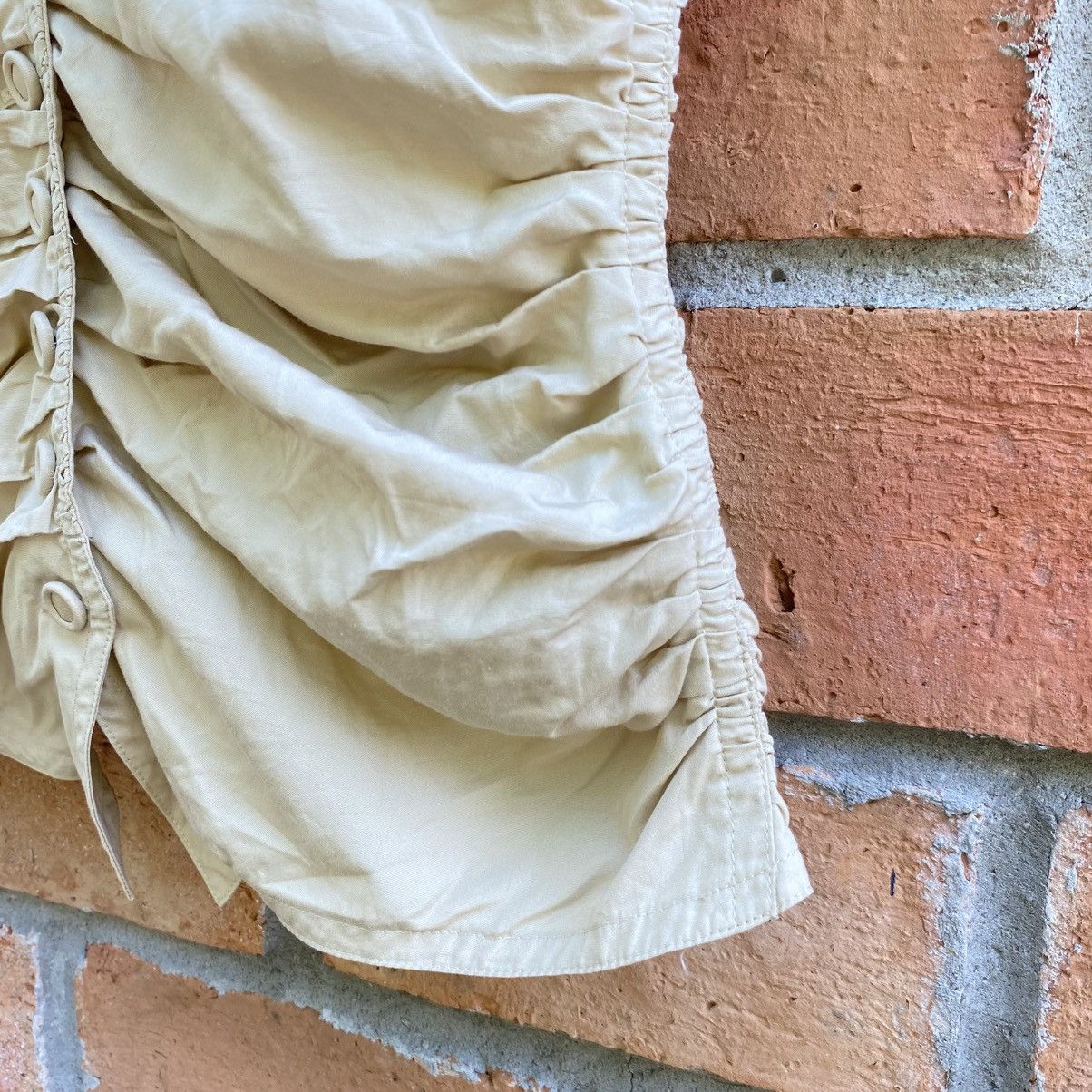 Japanese Brand KEI IWAMOTO Beige Ruched Button-Front Blouse Size S / US 4 / IT 40 - 9 Thumbnail