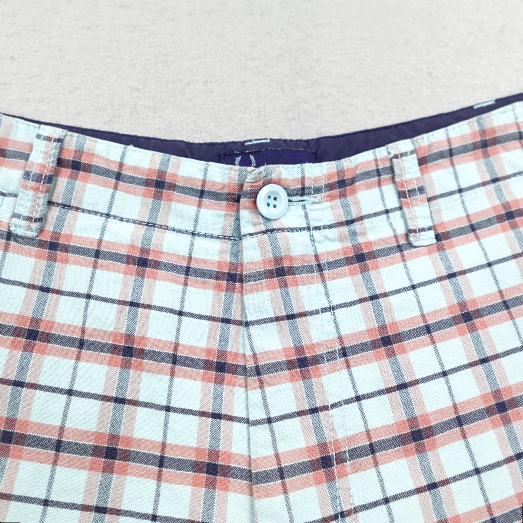 Fred Perry FRED PERRY Chino Shorts Mens 36 Blue Red Plaid Cotton Casual Outdoor Embroidered Logo Size US 36 / EU 52 - 2 Thumbnail