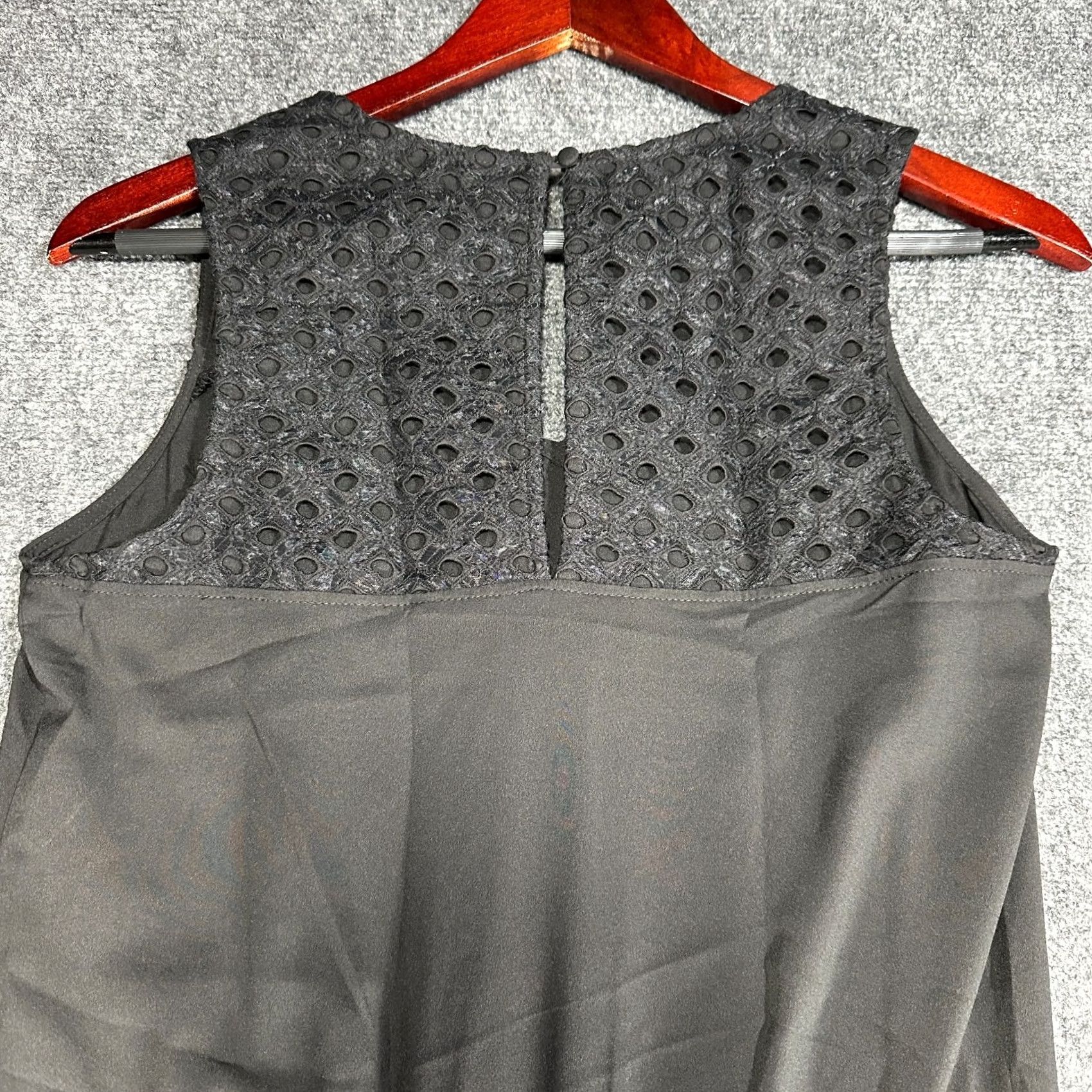 Banana Republic Banana Republic Romper Womens Petite Black V Neck Tie Waist Button 2P (Neon) Size 26" / US 2 / IT 38 - 7 Thumbnail
