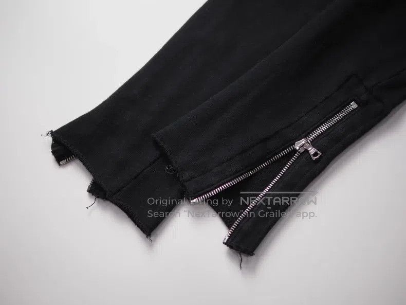Amiri Amiri size XS Black destroyed leather patchwork sweatpants Size US 27 - 4 Thumbnail