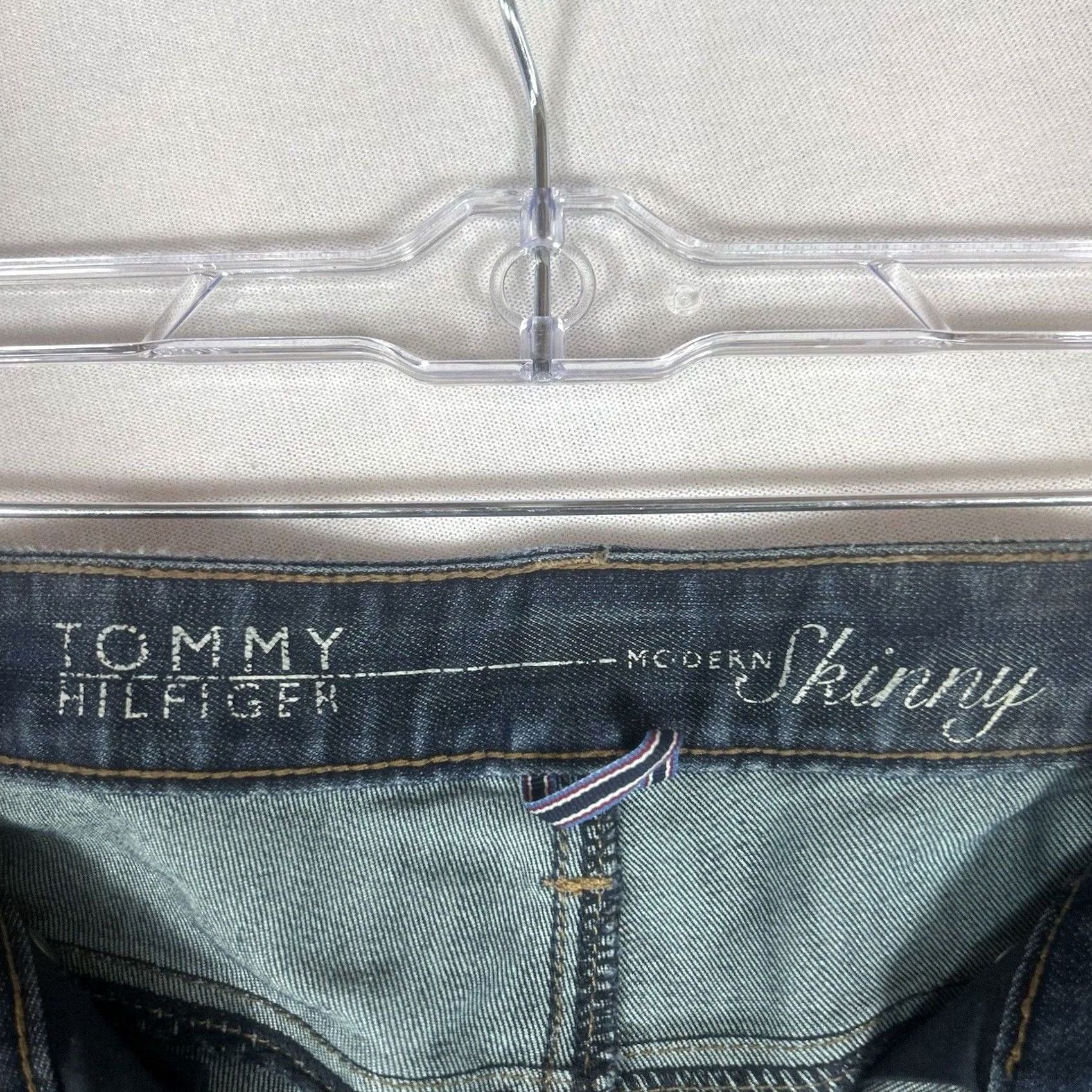 Tommy Hilfiger Tommy Hilfiger Jeans Women Skinny 4 Dark Wash Denim Low Rise 29in Inseam Modern Classic Size 27" / US 4 / IT 40 - 3 Thumbnail