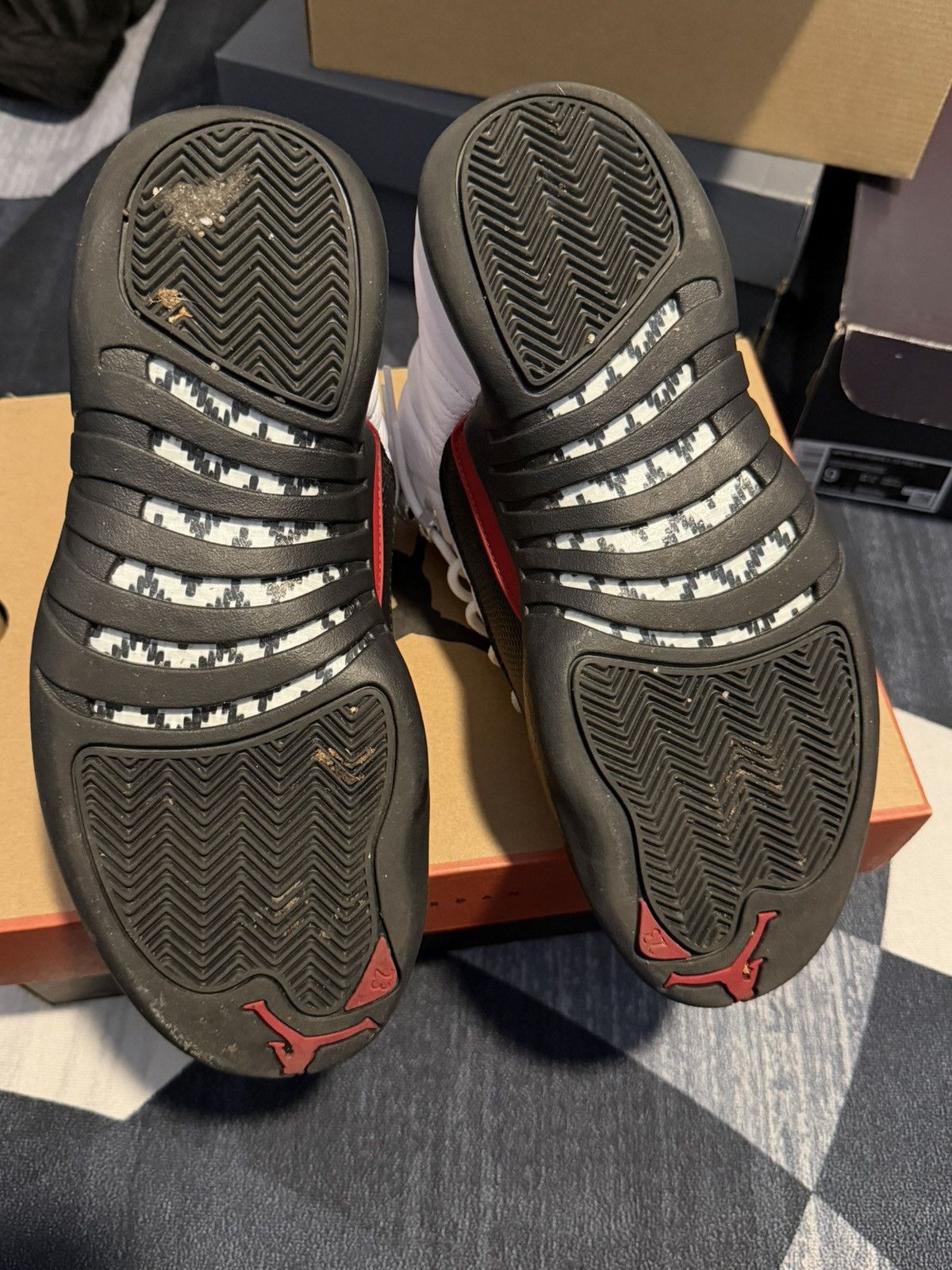 Jordan Brand Jordan 12 size 8 mens Size US 8 / EU 41 - 5 Thumbnail