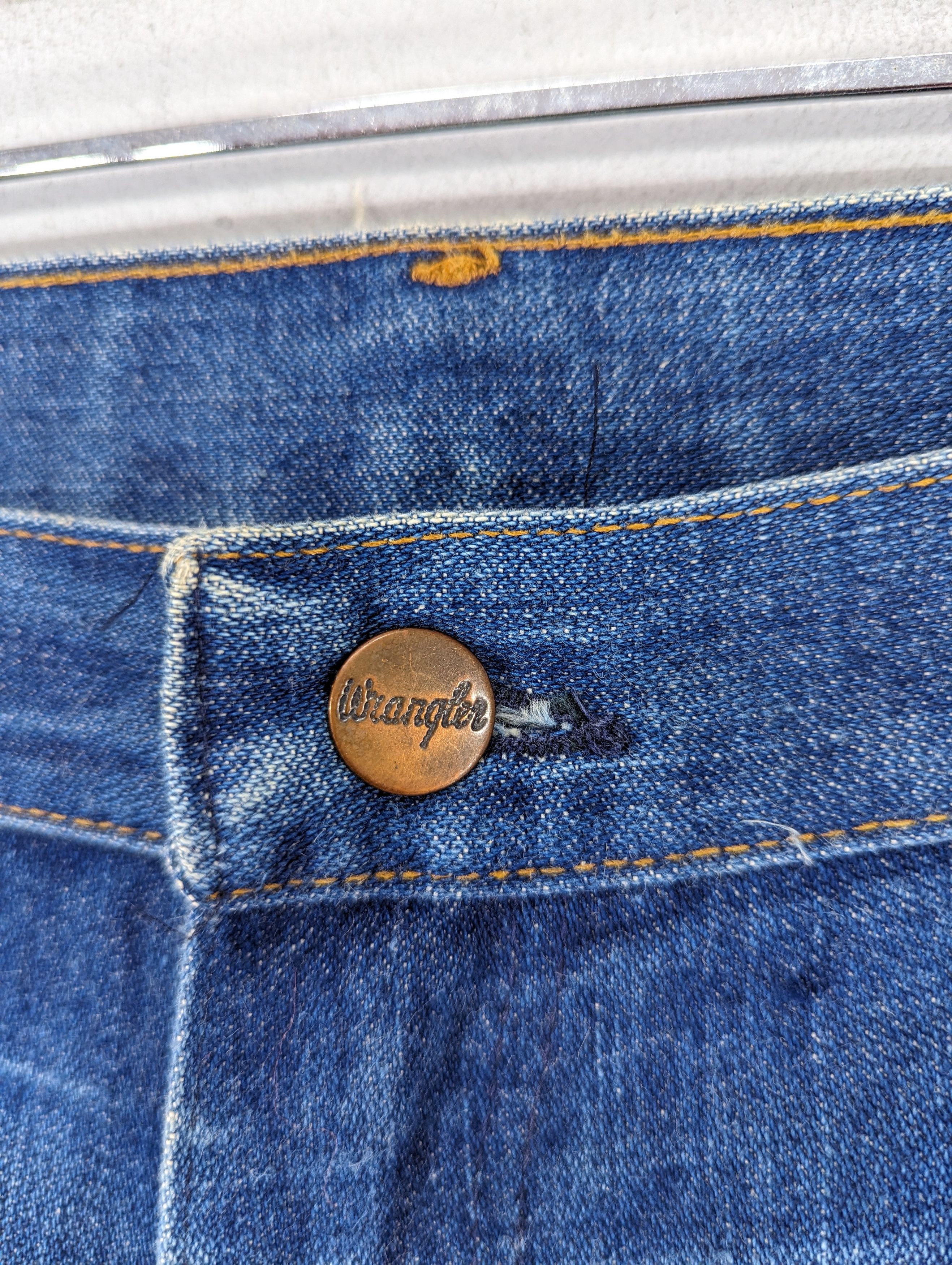 Wrangler Vintage Wrangler Over Baggy Style Denim Jeans Size US 35 - 16 Thumbnail