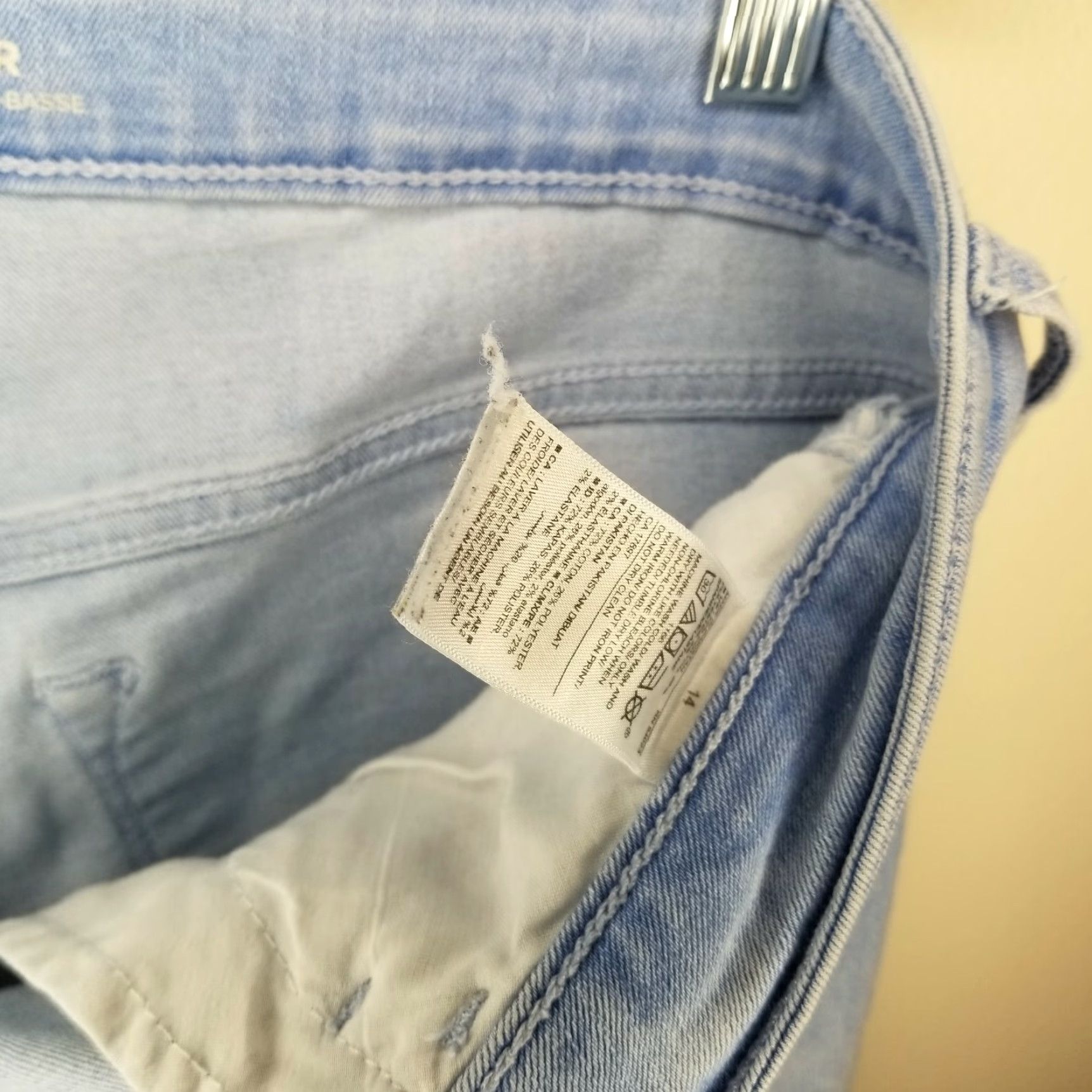 Old Navy Old Navy Rockstar Jeans Skinny Womens 14 Mid Rise Blue Denim 28.5in 36waist Womens Size 36" / US 14 / IT 50 - 4 Thumbnail