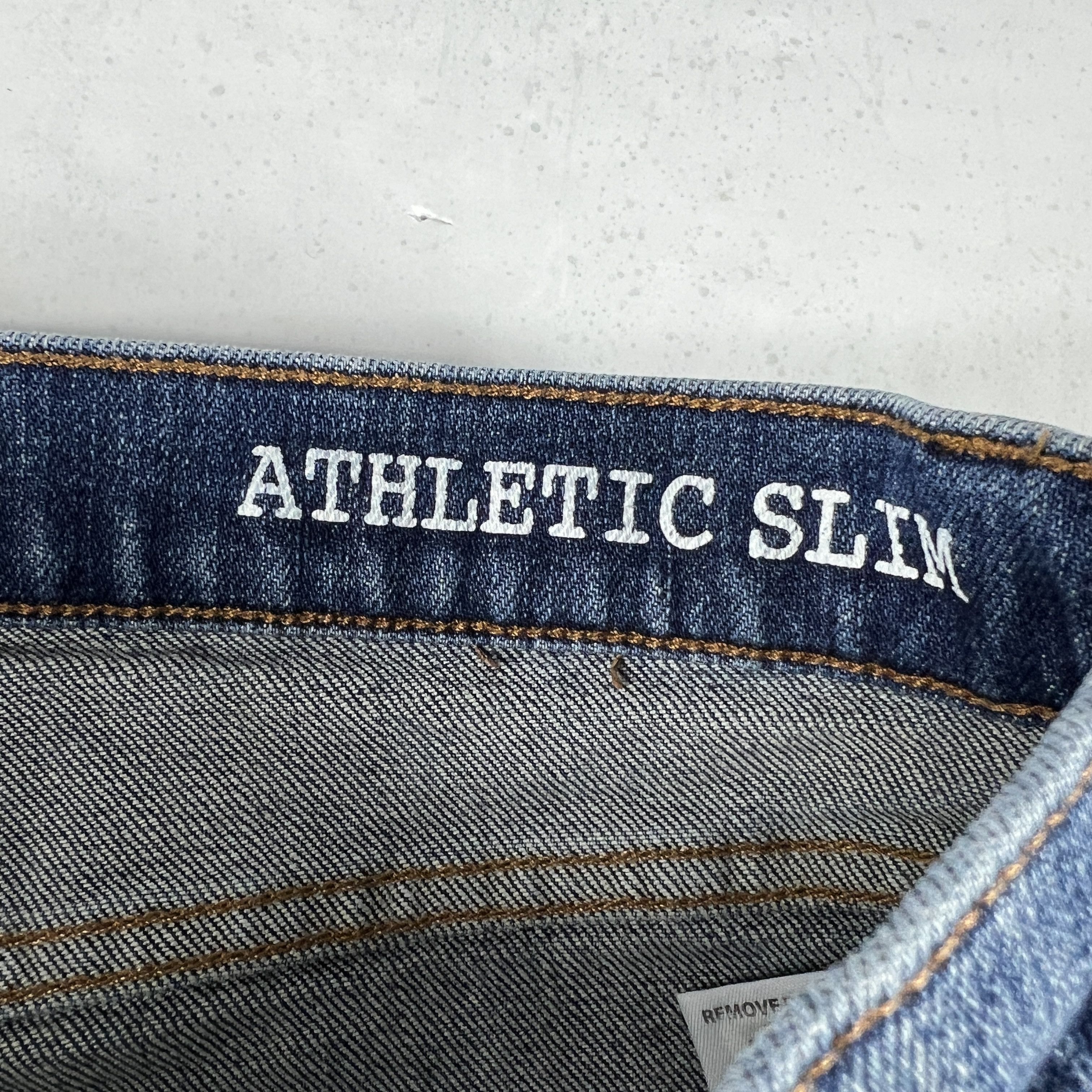 Madewell Madewell Jeans Athletic Slim Blue Faded Stretch Denim Size US 30 / EU 46 - 8 Thumbnail