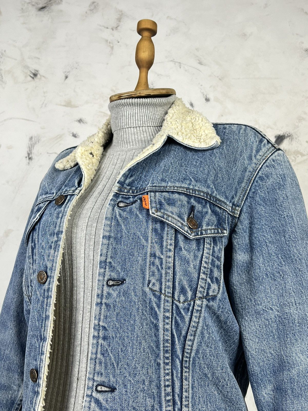 Levi's Vintage Levi’s Sherpa Denim Jacket Size S - M 38 Size S / US 4 / IT 40 - 2 Thumbnail
