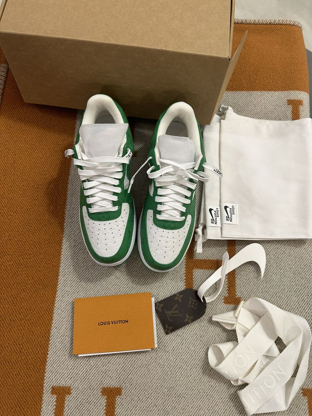 Louis Vuitton Louis vuitton x air force one Size US 8.5 / EU 41-42 - 2 Thumbnail