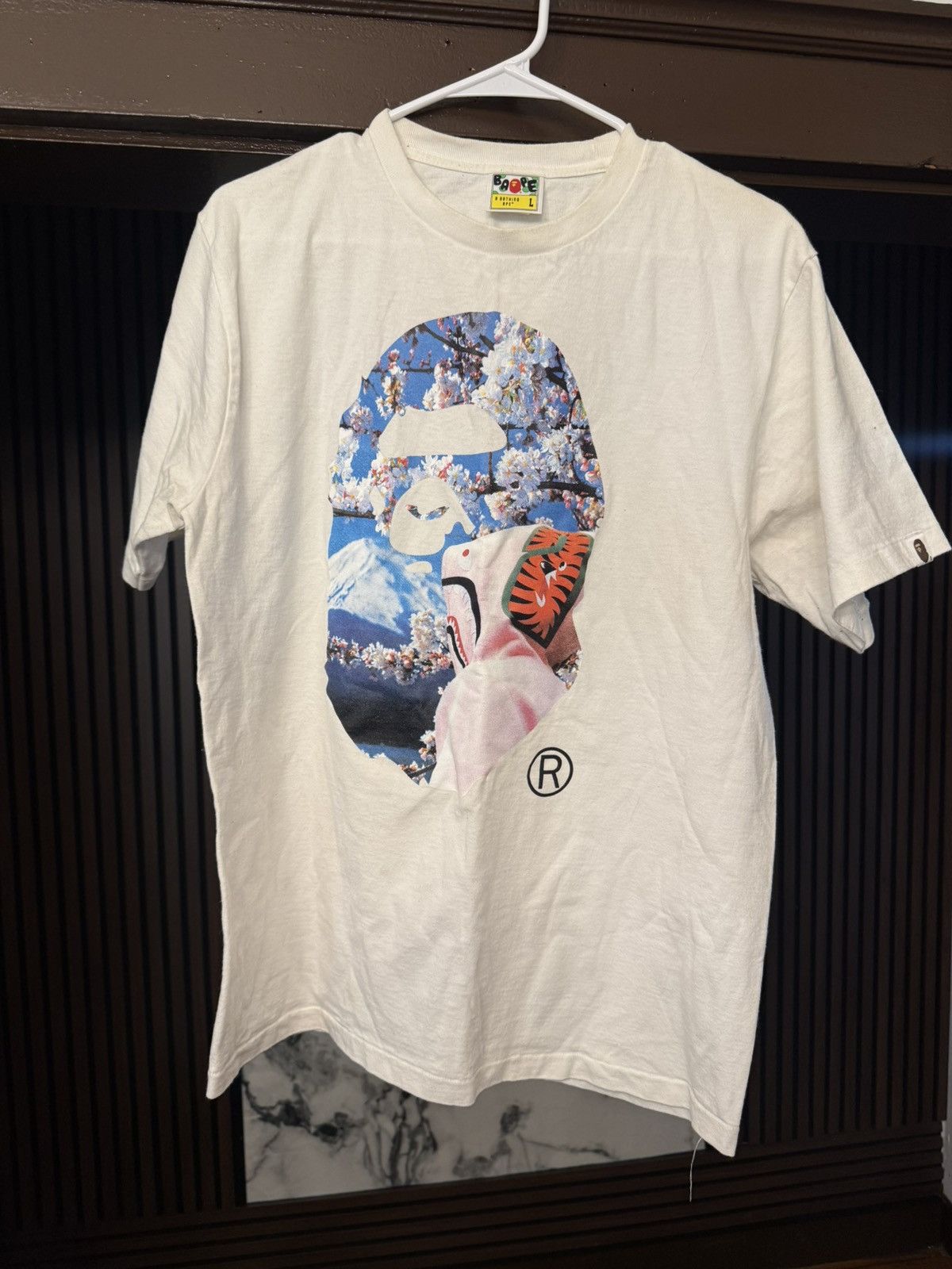 Bape Bape Sakura Ape Head Tee Size Large 2018 Size US L / EU 52-54 / 3 - 1 Thumbnail