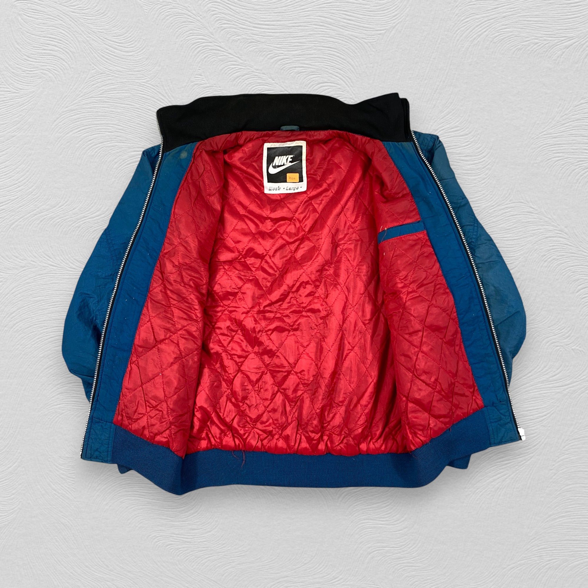 Nike Vintage Nike Geotech Bomber Jacket- J326 Size US L / EU 52-54 / 3 - 3 Thumbnail