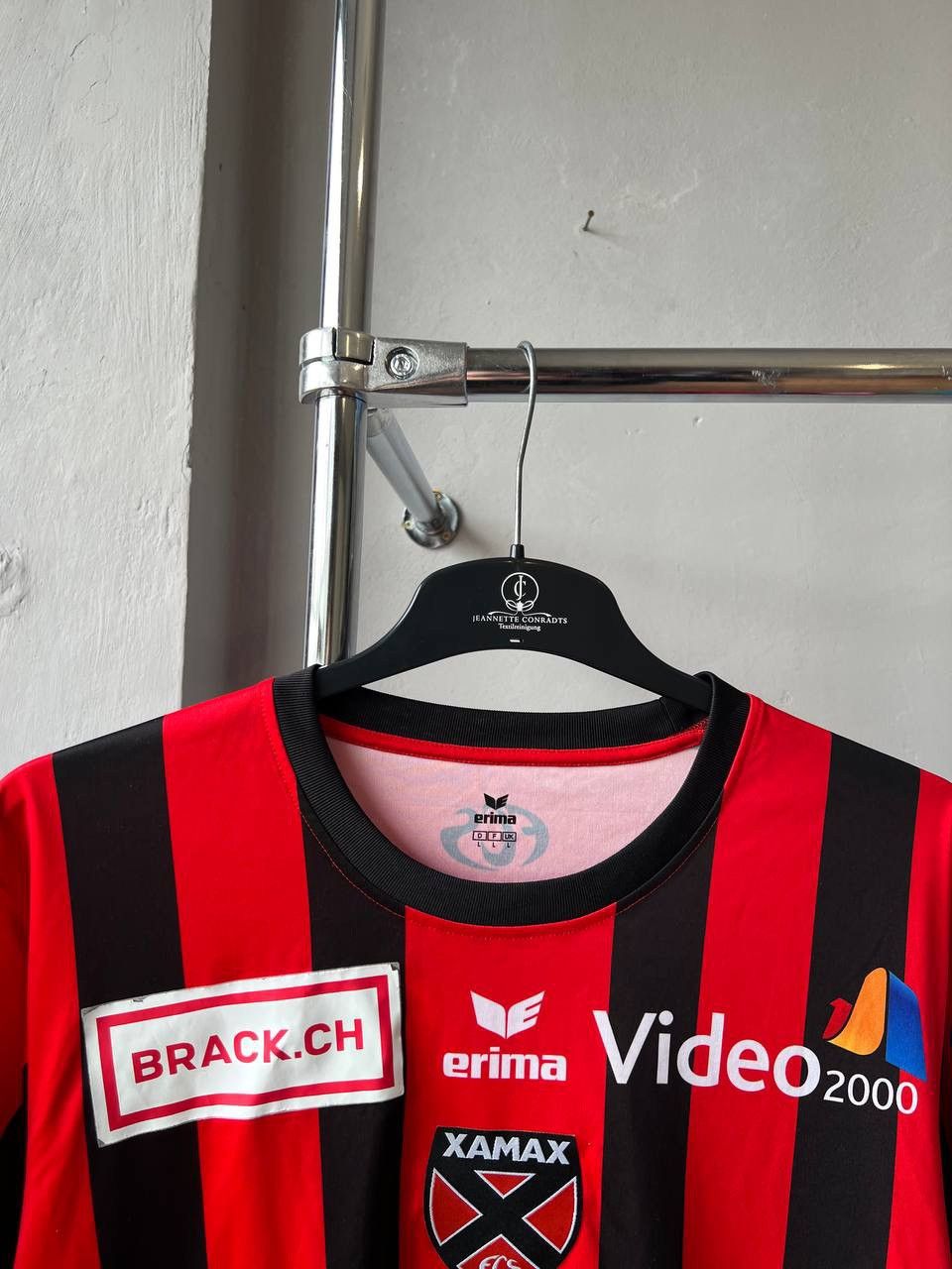 Erima 2016/17 NEUCHATEL XAMAX HOME SOCCER JERSEY FOOTBALL SHIRT L Size US L / EU 52-54 / 3 - 4 Thumbnail