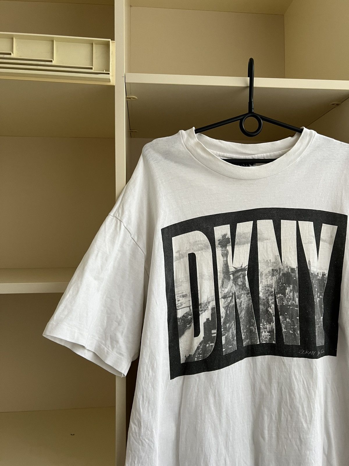 DKNY Vintage DKNY T-Shirt Tee New York Made in USA Size US XL / EU 56 / 4 - 5 Thumbnail