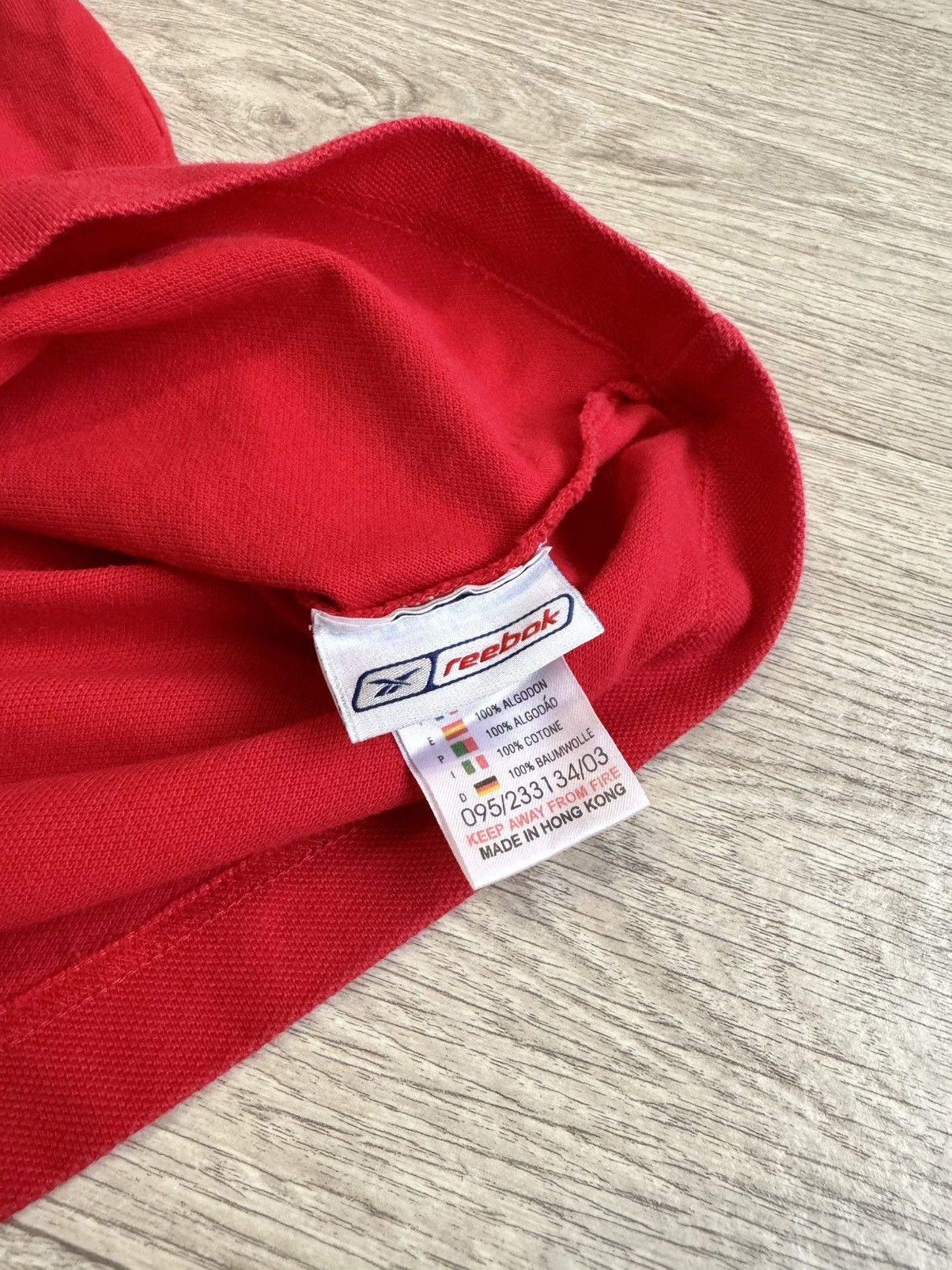 Vintage 🔷Vintage Reebok Wales Rugby Shirt 2000s🔷 Size US L / EU 52-54 / 3 - 5 Thumbnail