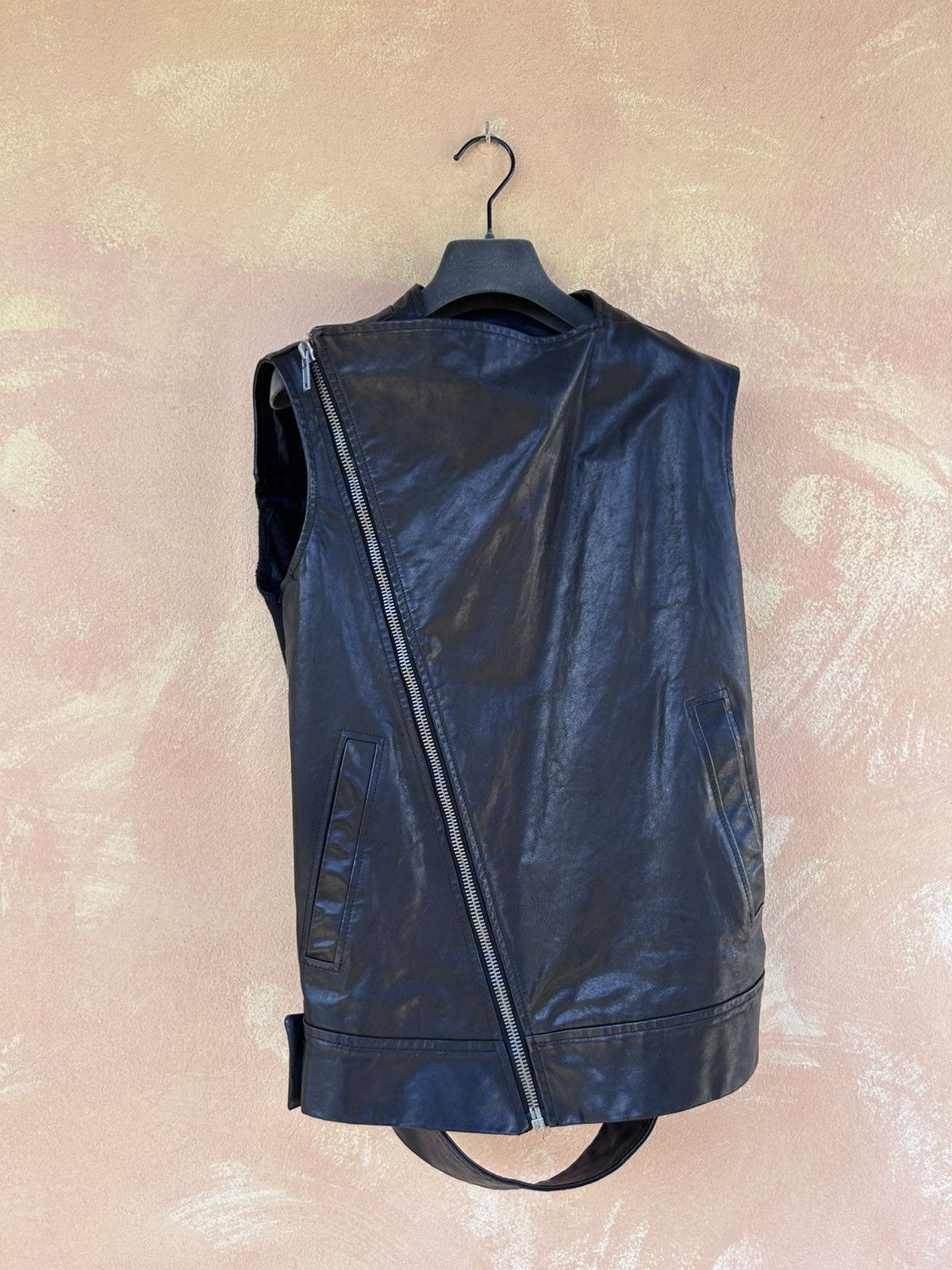 トップス Rick owens 14ss long leather strap vest Rick owens 14ss long leather strap vest