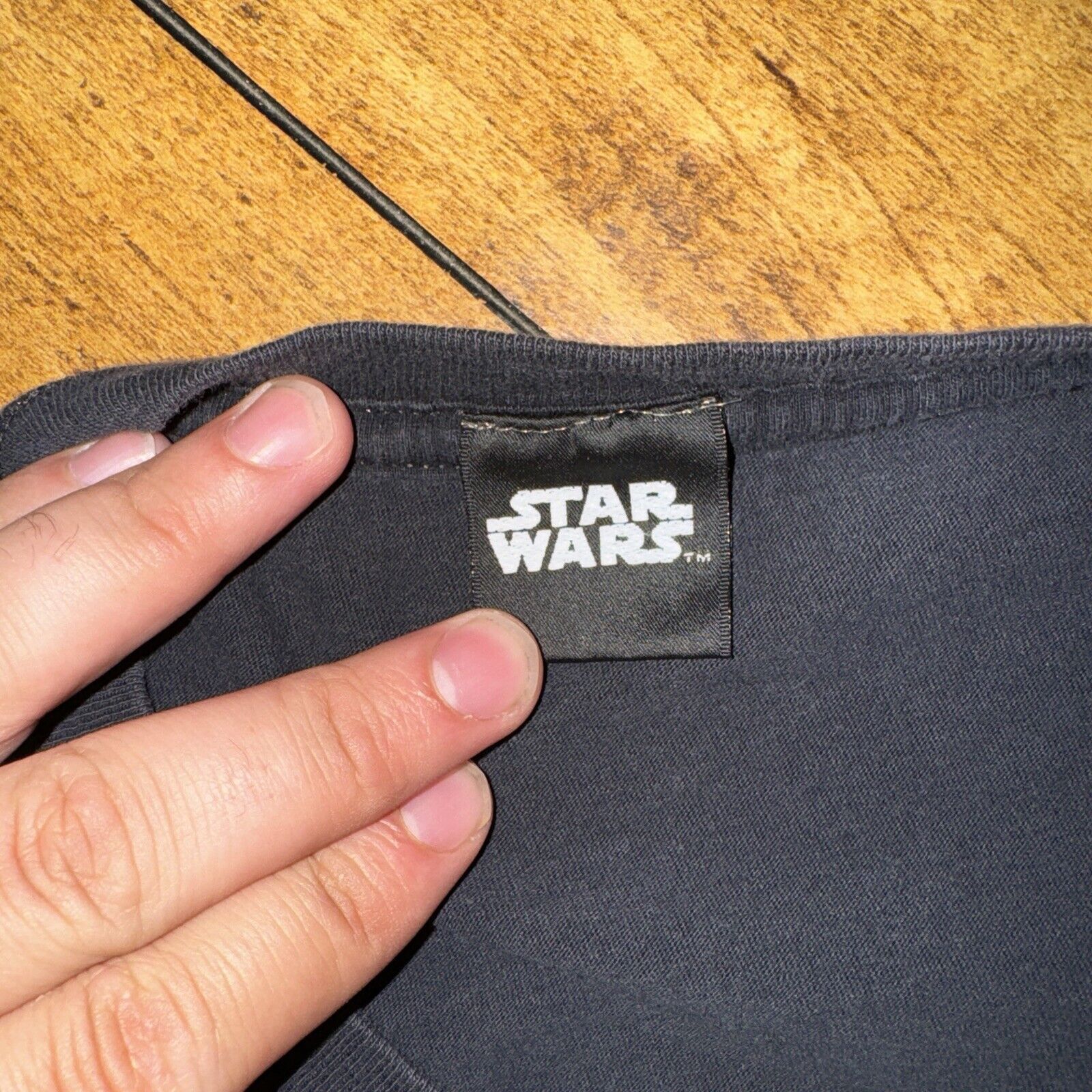 Vintage Star Wars Hans Solo I KNOW T shirt size XL Black Gold 22x28 Size US L / EU 52-54 / 3 - 3 Thumbnail