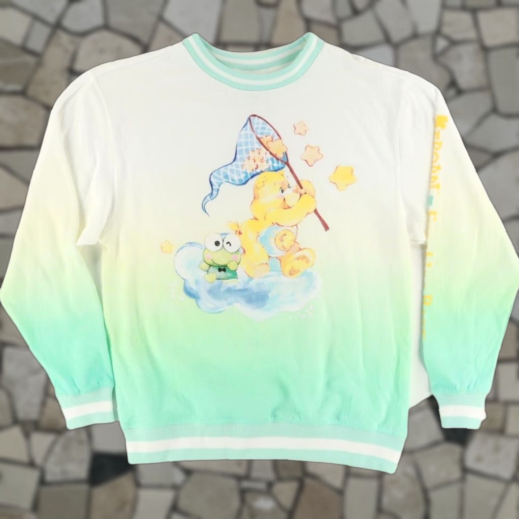 Vintage Hello Kitty x Care Bears Sweatshirt Unisex M Green Fleece All Over Print Size US M / EU 48-50 / 2 - 1 Thumbnail