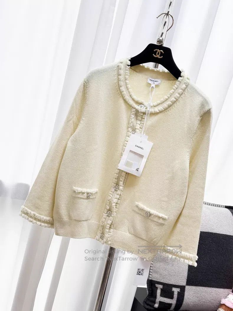 Chanel Chanel Lace rolled edge rhinestone bird buckle knitted car Size S / US 4 / IT 40 - 2 Thumbnail