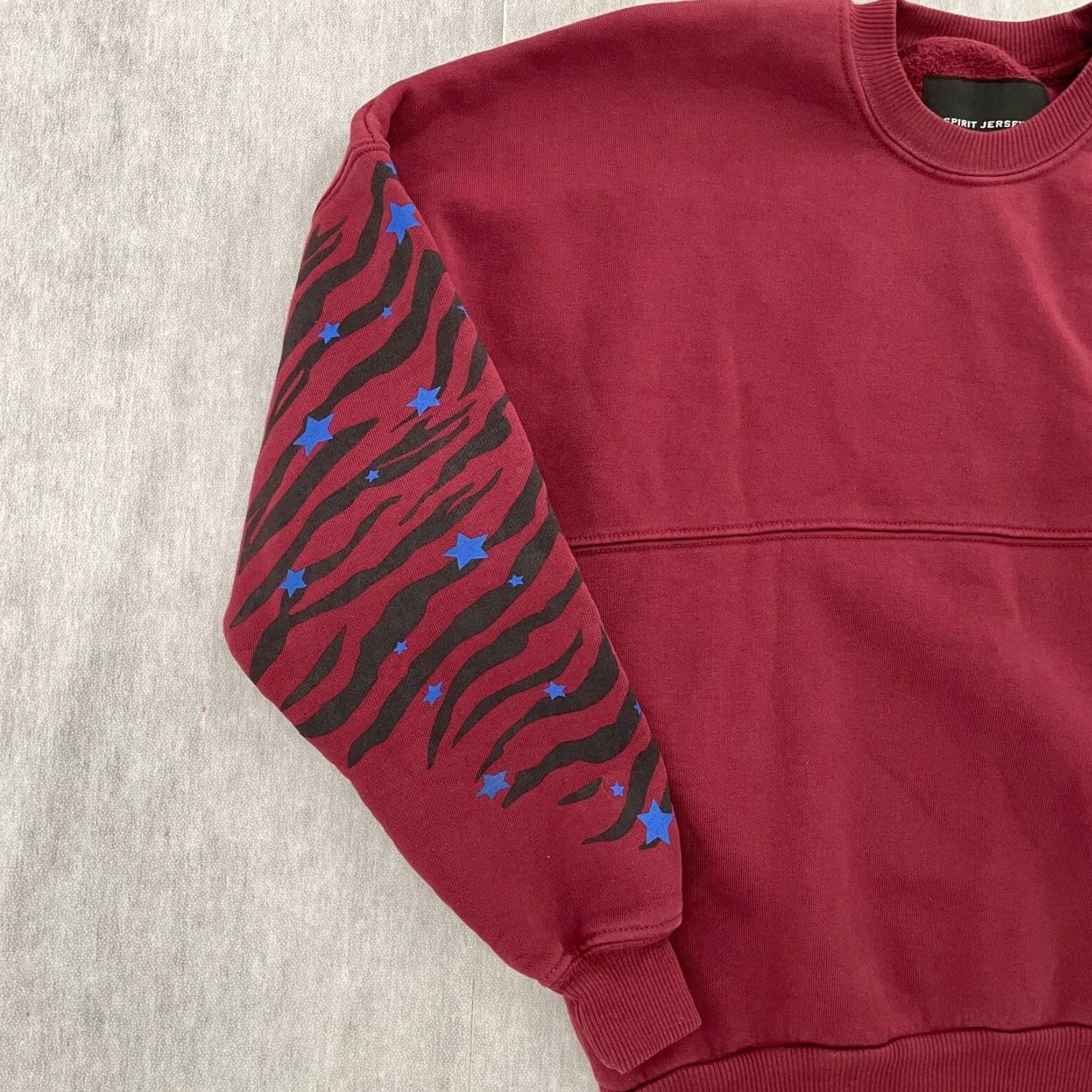 ESPIRIT VINTAGE Spirit Jersey Sweater Unisex Adults Pullover Fleece Red City Stars Tiger Stripes XS Men Women Size US M / EU 48-50 / 2 - 4 Thumbnail