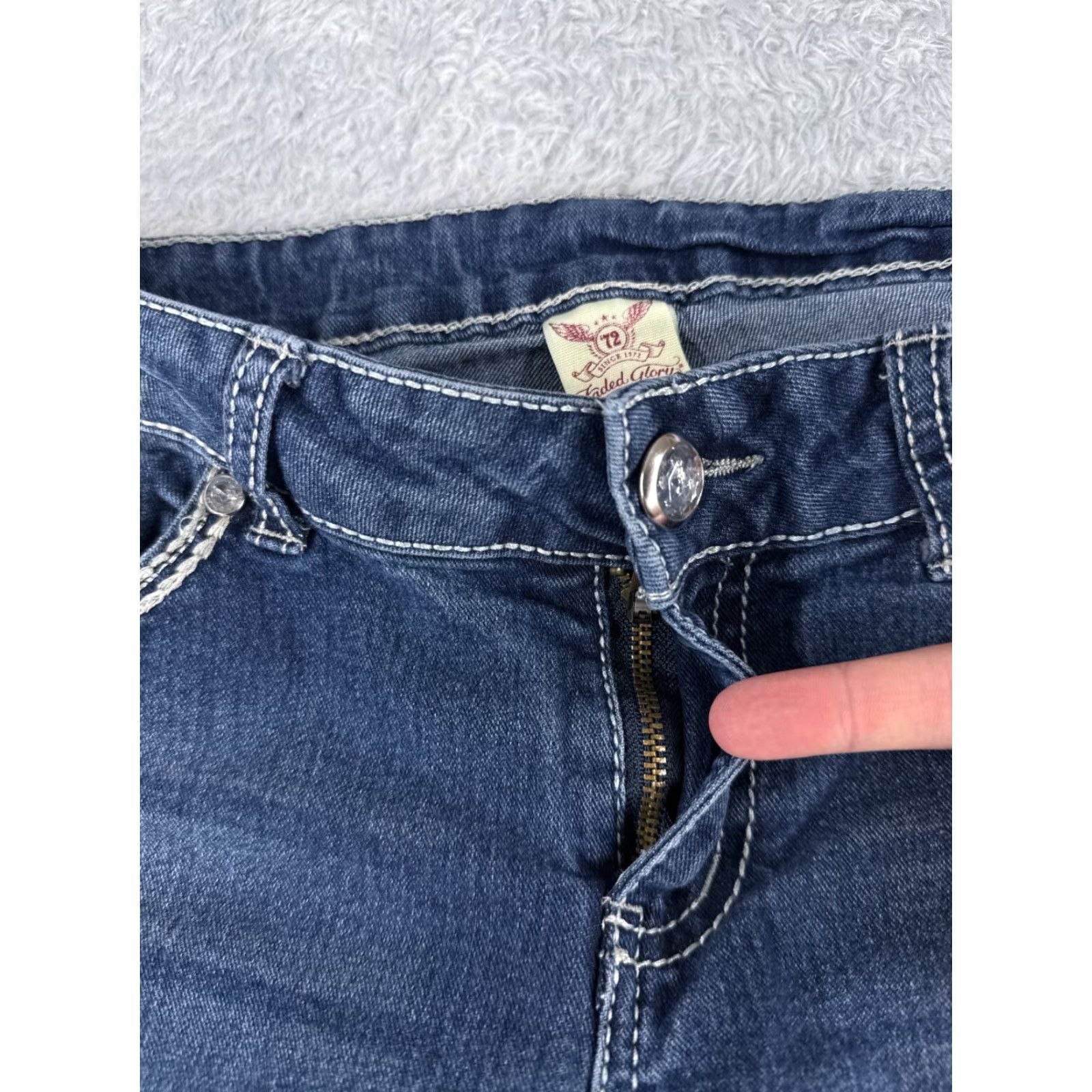 Faded Glory Vintage Faded Glory Blue Denim Bootcut Jeans Womens 26x28 Low Rise Distressed 6P Size 28" / US 6 / IT 42 - 5 Thumbnail