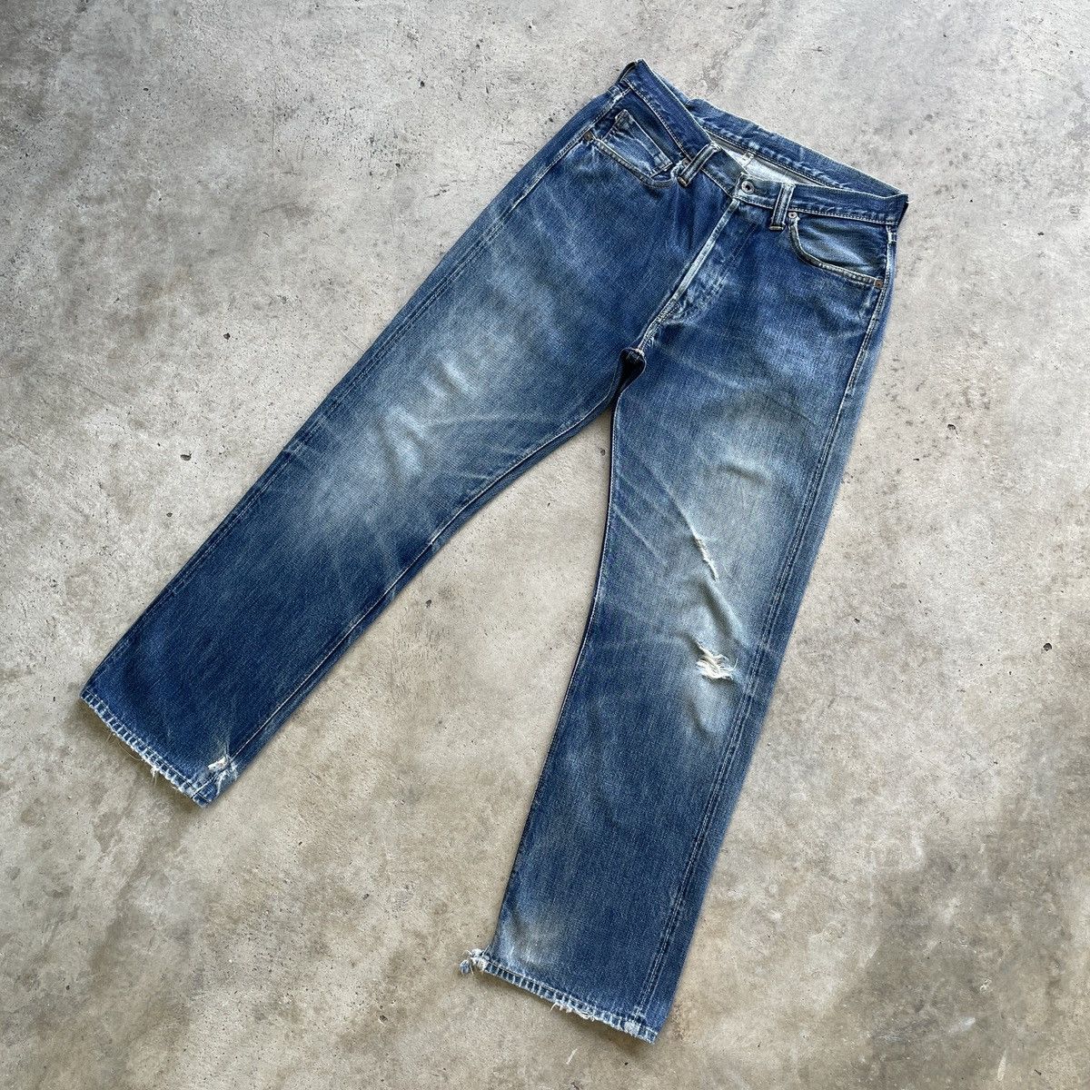Japanese Brand Vintage Japan Red Line Distressed Denim Faded Jeans Pants Size US 29 - 2 Thumbnail