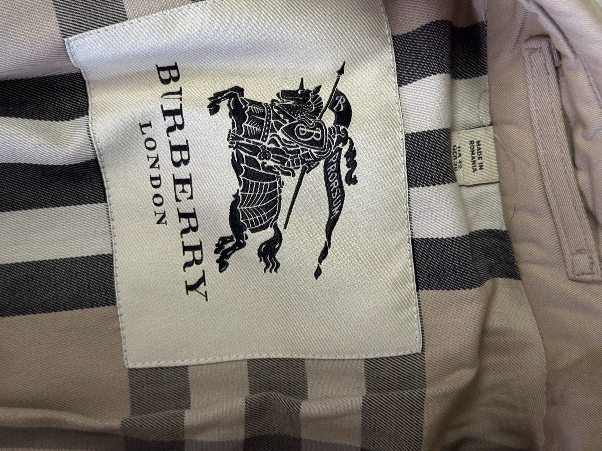 Burberry Burberry Authentic Trench Coat New UK10 Dust Bag Size M / US 6-8 / IT 42-44 - 5 Thumbnail