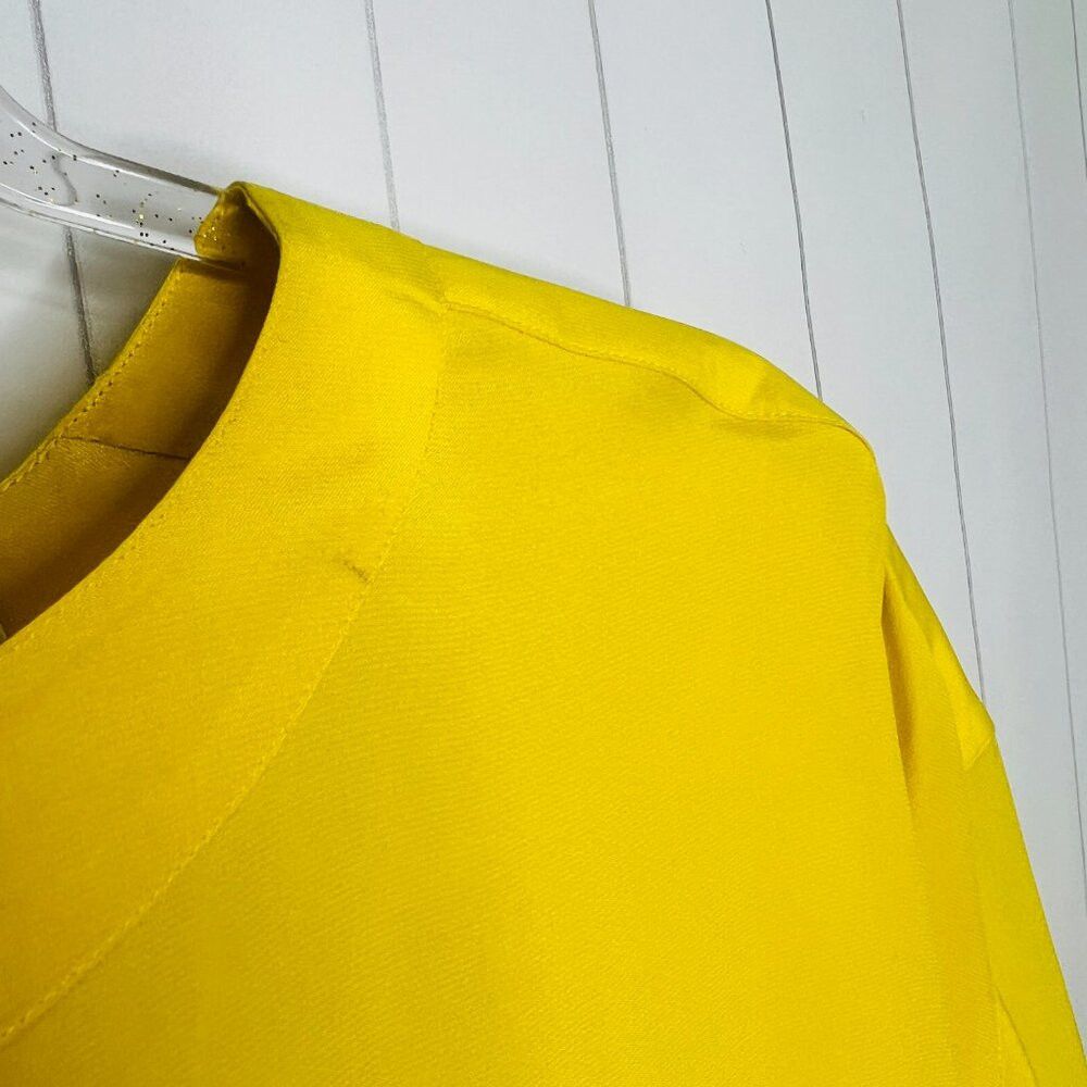 Chanel CHANEL Boutique Vintage Gorgeous Golden Yellow CC 100% Silk Size L / US 10 / IT 46 - 5 Thumbnail
