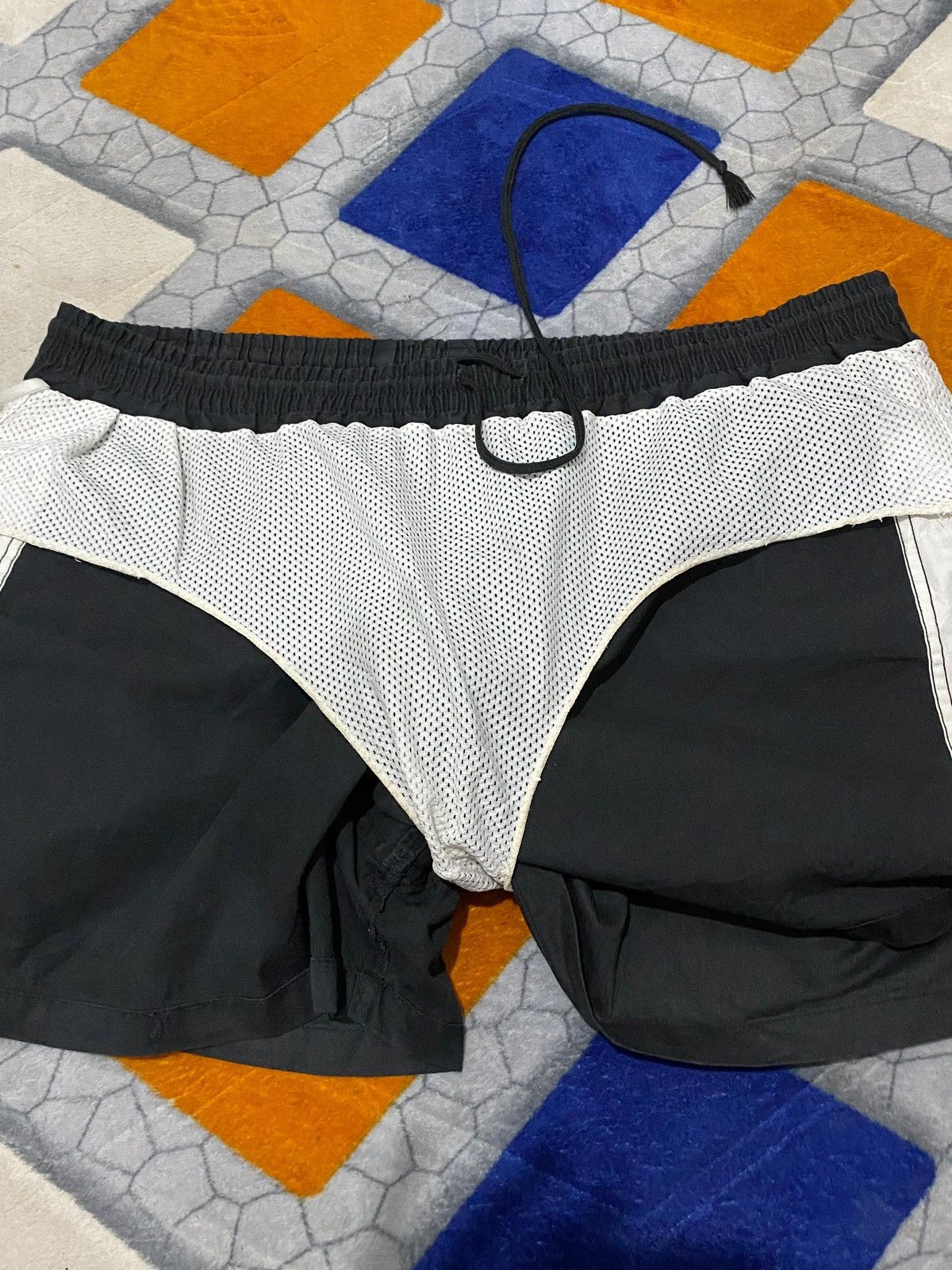 Moschino × Vintage moschino mare vintage 90s shorts Size US 38 / EU 54 - 8 Thumbnail