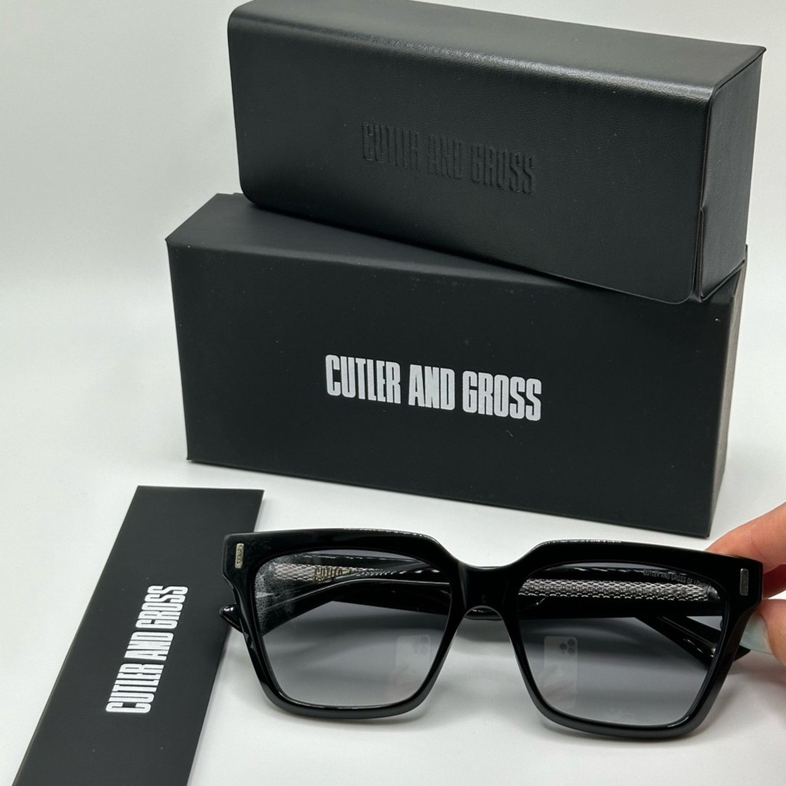 Cutler and Gross BRAND NEW CUTLER AND GROSS CG1347S 001 Black Unisex Size ONE SIZE - 9 Thumbnail