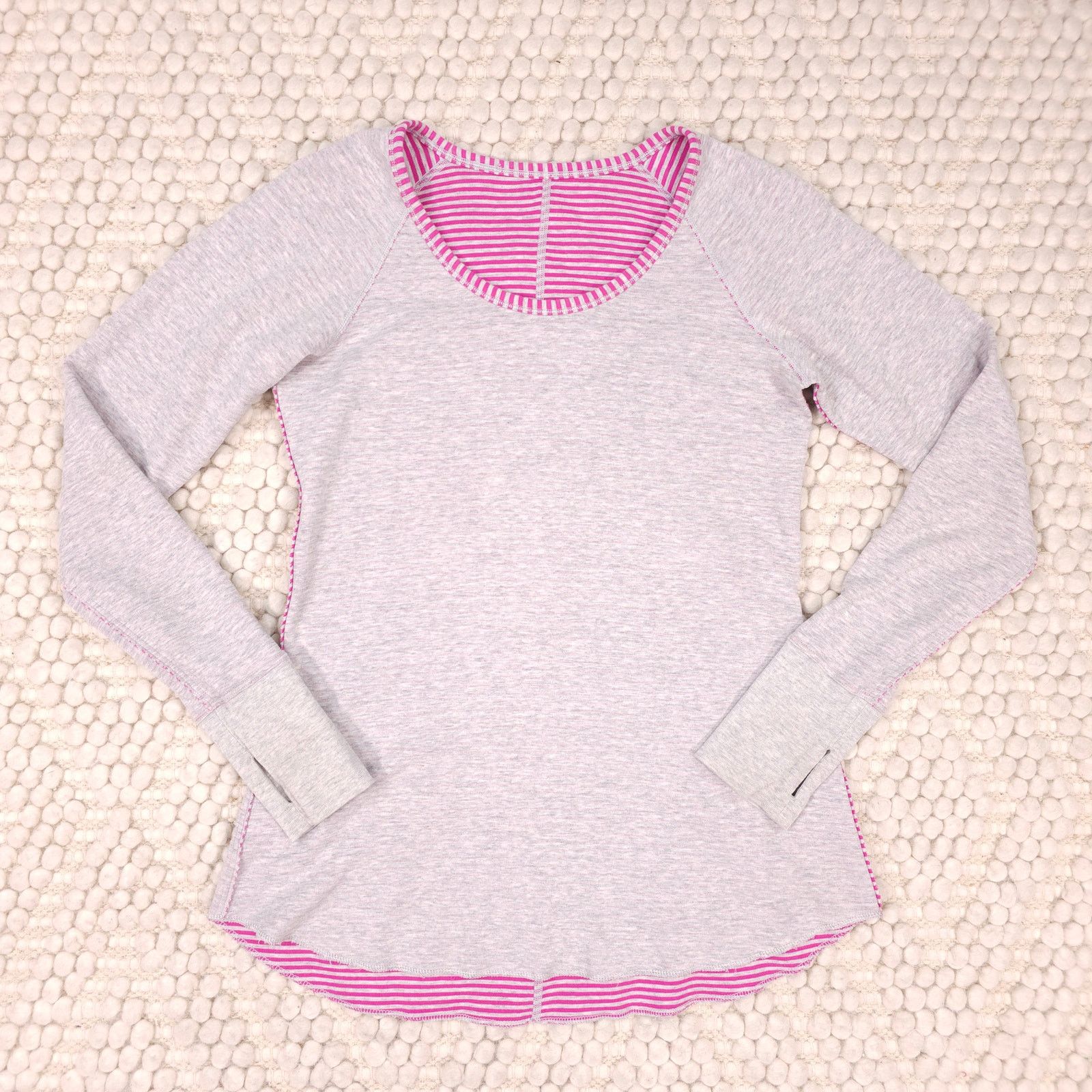 Lululemon Lululemon Open Your Heart Long Sleeve Reversible Tee Sz 6 Size M / US 6-8 / IT 42-44 - 6 Thumbnail