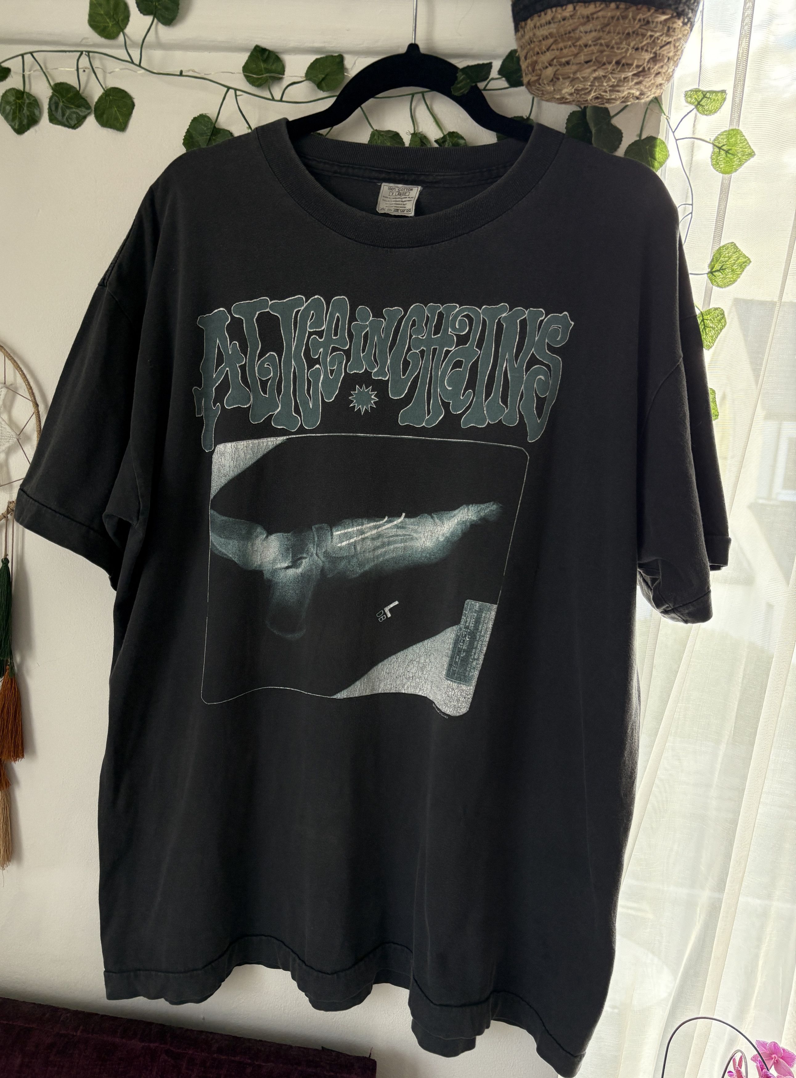 Band Tees Rare 90’s Vintage Alice in Chains X-Ray European Tour Shirt Size US XL / EU 56 / 4 - 2 Thumbnail