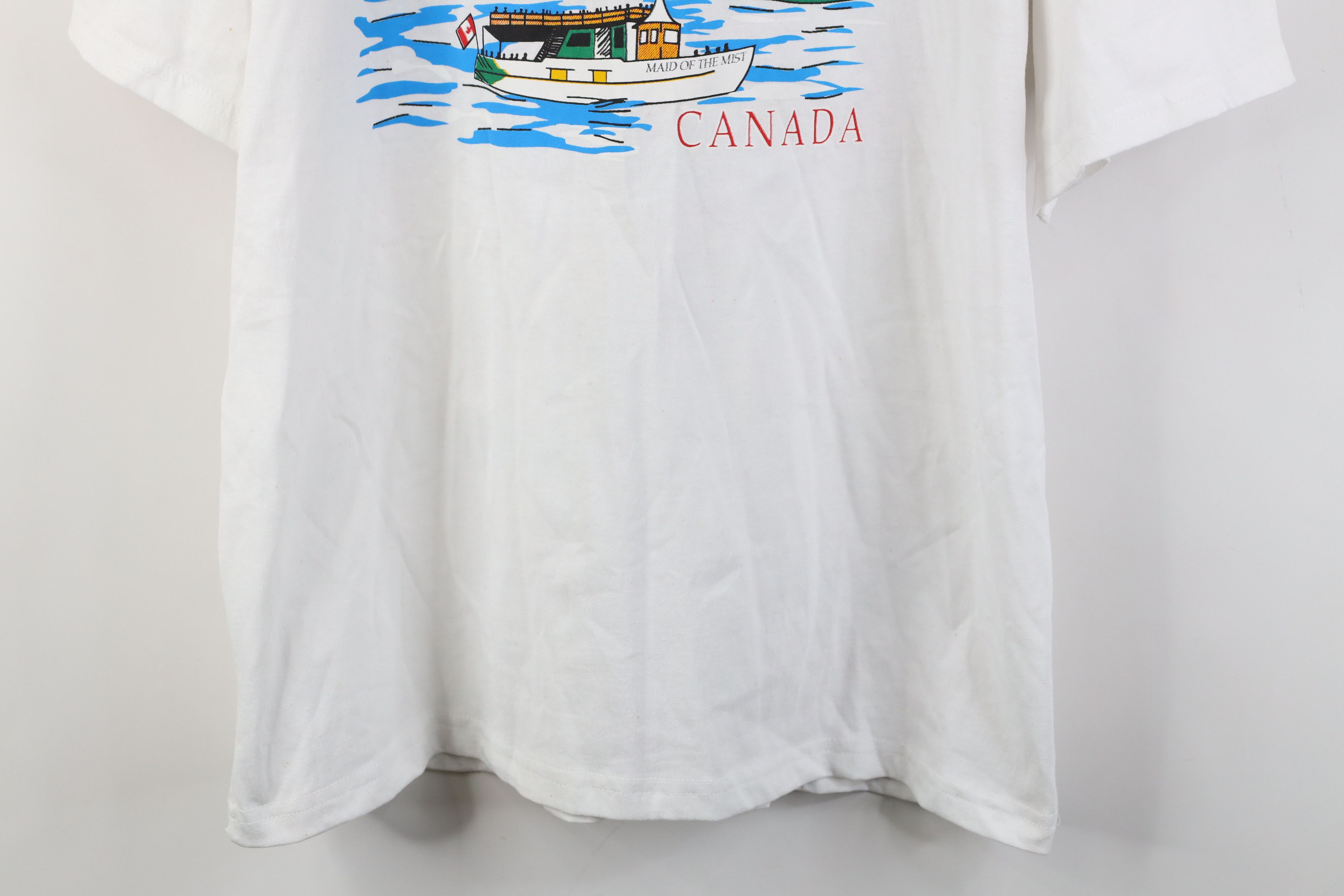 Vintage Vintage 90s Streetwear Falls Canada Rainbow T-Shirt White Size US L / EU 52-54 / 3 - 3 Thumbnail