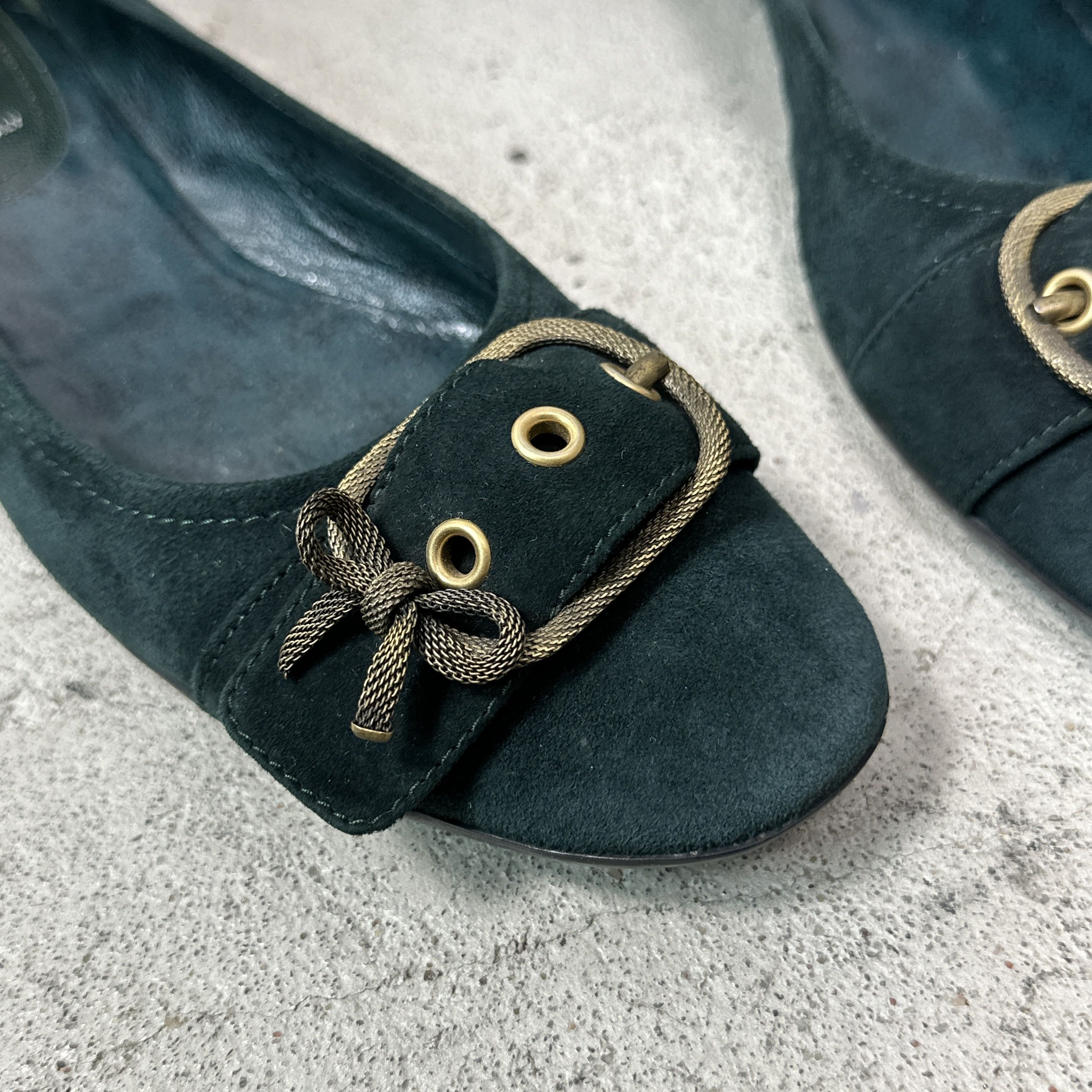 Miu Miu Vintage Avant Garde Dark Velvet Miu Miu Kitten Heels 00s Size US 9 / IT 39 - 6 Thumbnail