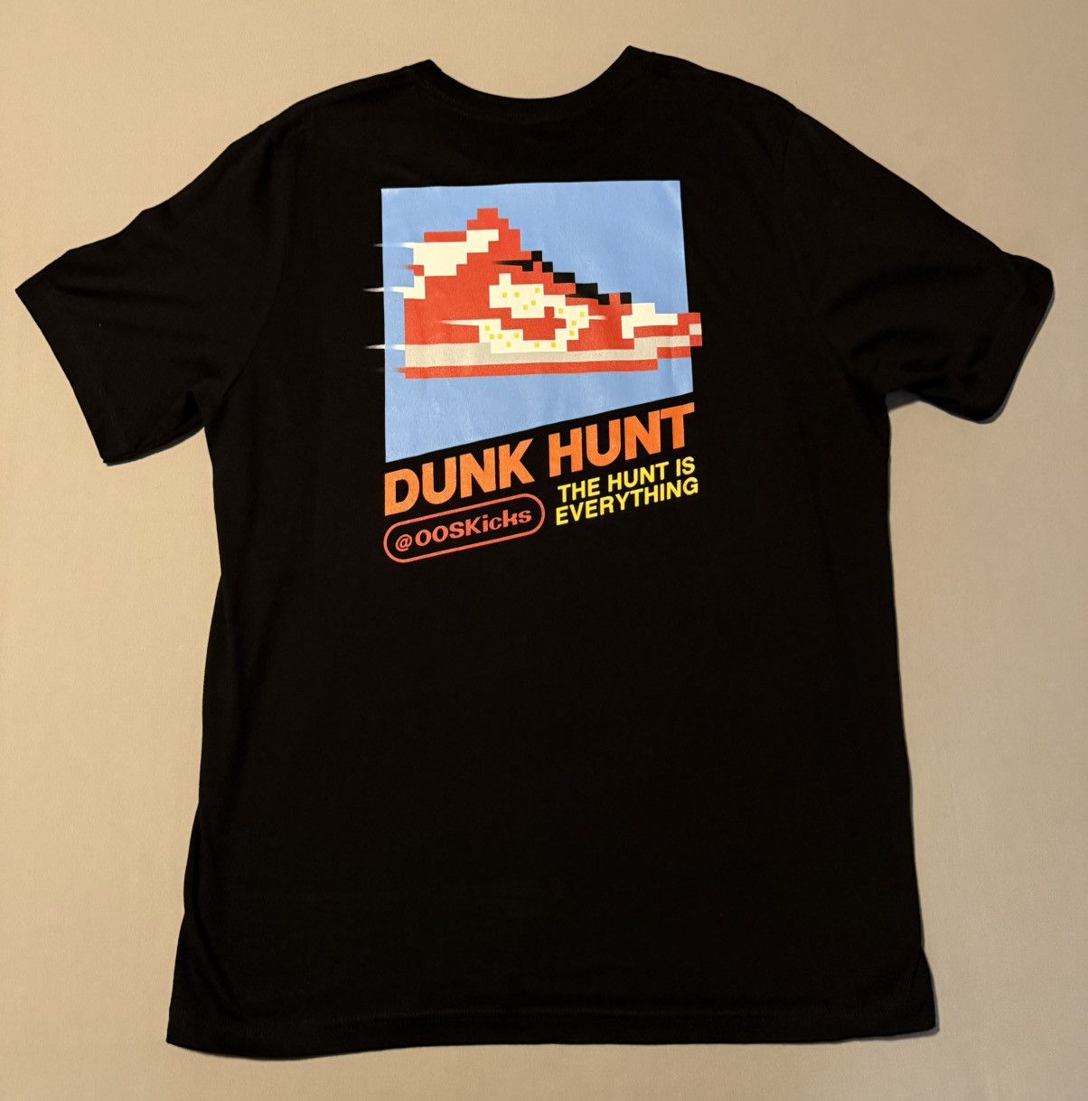 Other OOS Out Of Stock Kicks Nintendo Dunk Hunt Tee T-Shirt VNDS Size US XL / EU 56 / 4 - 1 Thumbnail