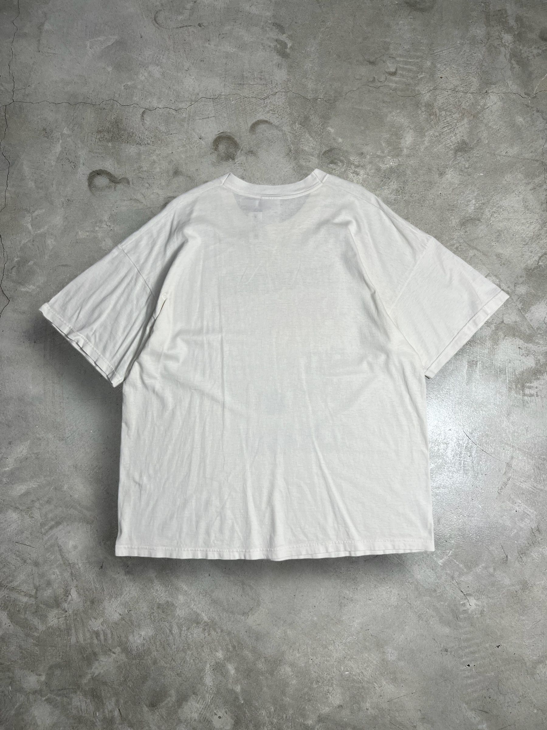 Vintage Vintage Prague Parody Souvenir Graphic Tee (XXL) GTME350 Size US XXL / EU 58 / 5 - 6 Thumbnail