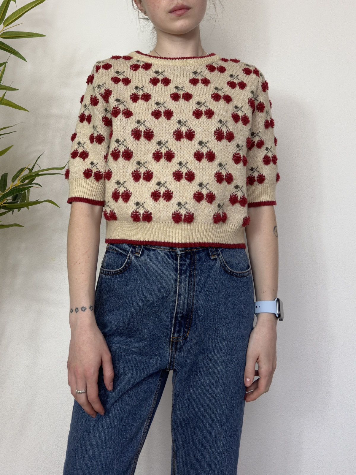 Vintage VINTAGE CUTE CHERRY KNITTED SWEATER Size L / US 10 / IT 46 - 4 Thumbnail