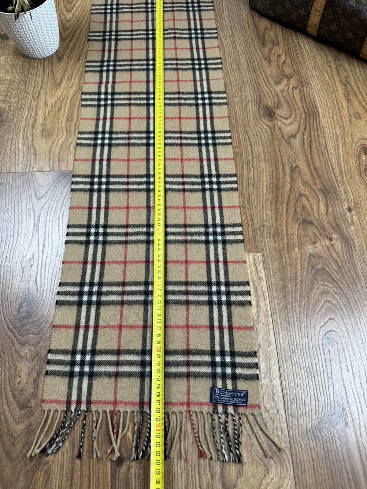 Burberry Vintage cashmere scarf Burberry’s 90s original luxury item Size ONE SIZE - 4 Thumbnail