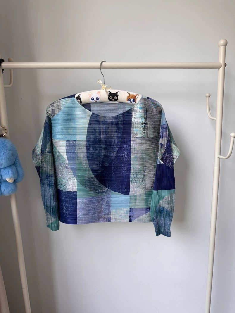 Issey Miyake Issey Miyake size:3 Blue pleated horizontal spring top Size XS / US 0-2 / IT 36-38 - 3 Thumbnail
