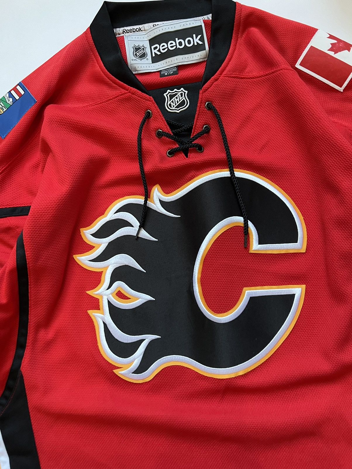Reebok reebok calgary flames nhl hockey jersey Size US S / EU 44-46 / 1 - 4 Thumbnail