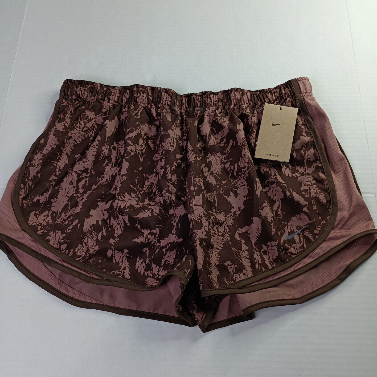 Nike Nike Women Smokey Mauve Tempo Printed Running Shorts Size XL Size 34" / US 12 / IT 48 - 1 Thumbnail